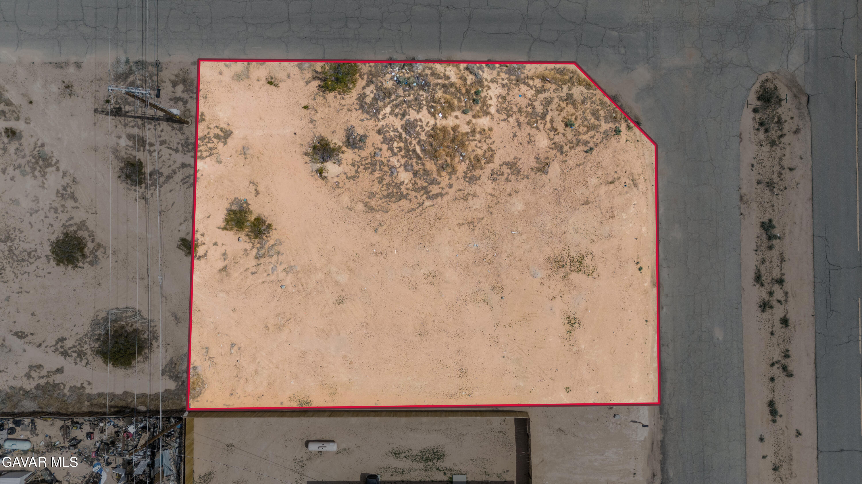 Redwood Blvd & Julliard St Property Photo 5