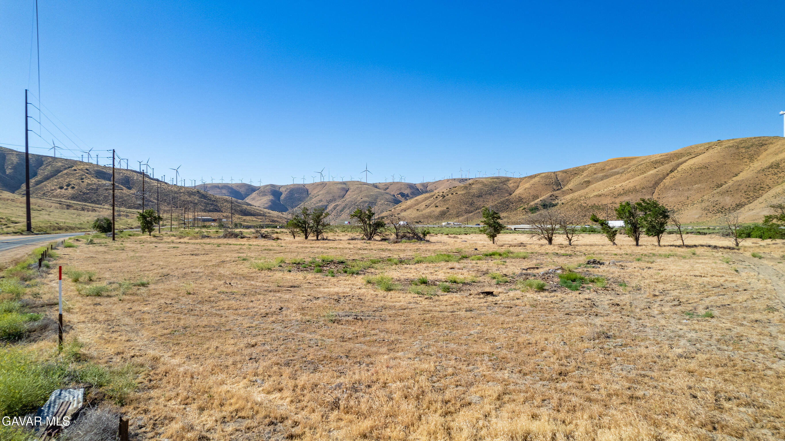 Apn 224-111-14 Tehachapi Blvd Property Photo 7