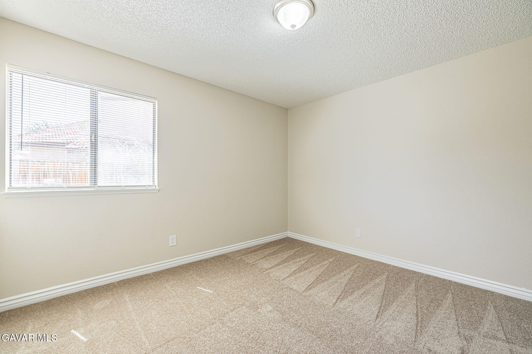 1544 E Norberry Street Property Photo 15