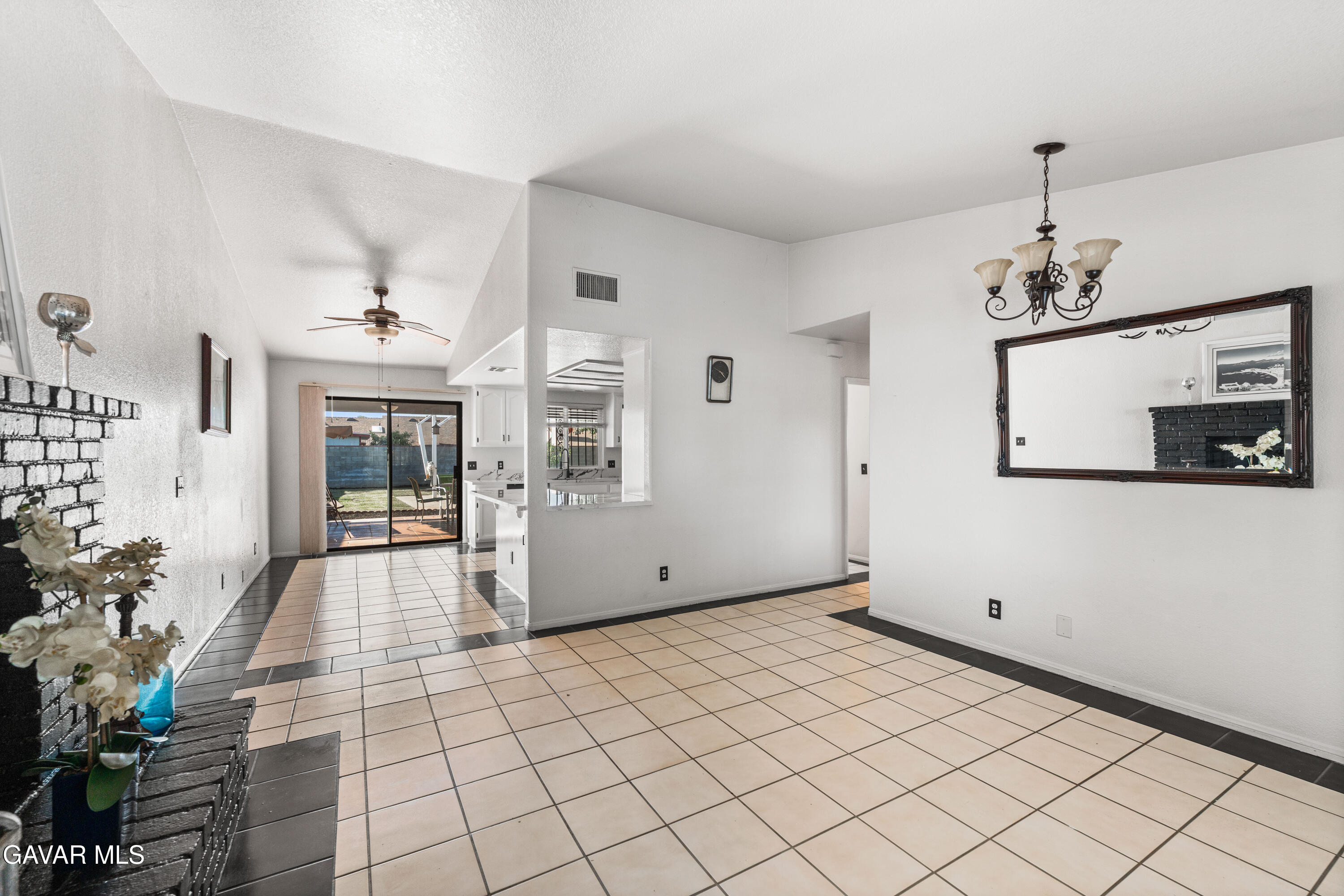 5241 E Avenue R12 Property Photo 13