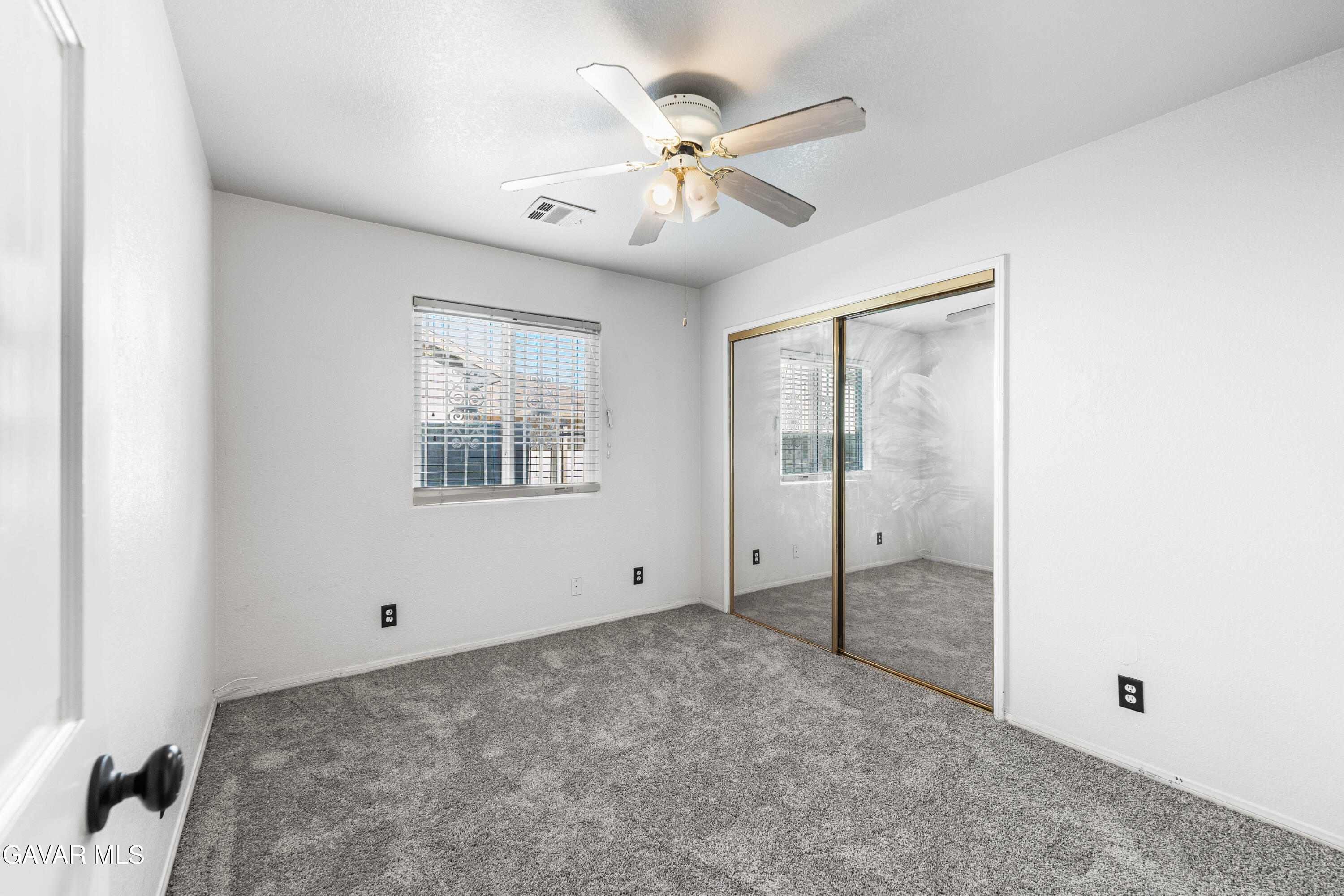 5241 E Avenue R12 Property Photo 27