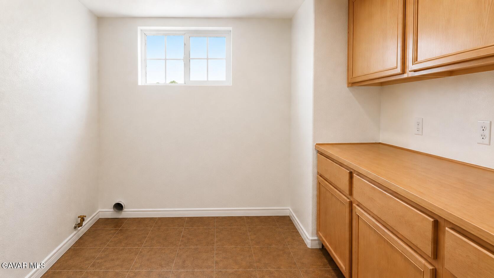 43737 Raysack Avenue Property Photo 15