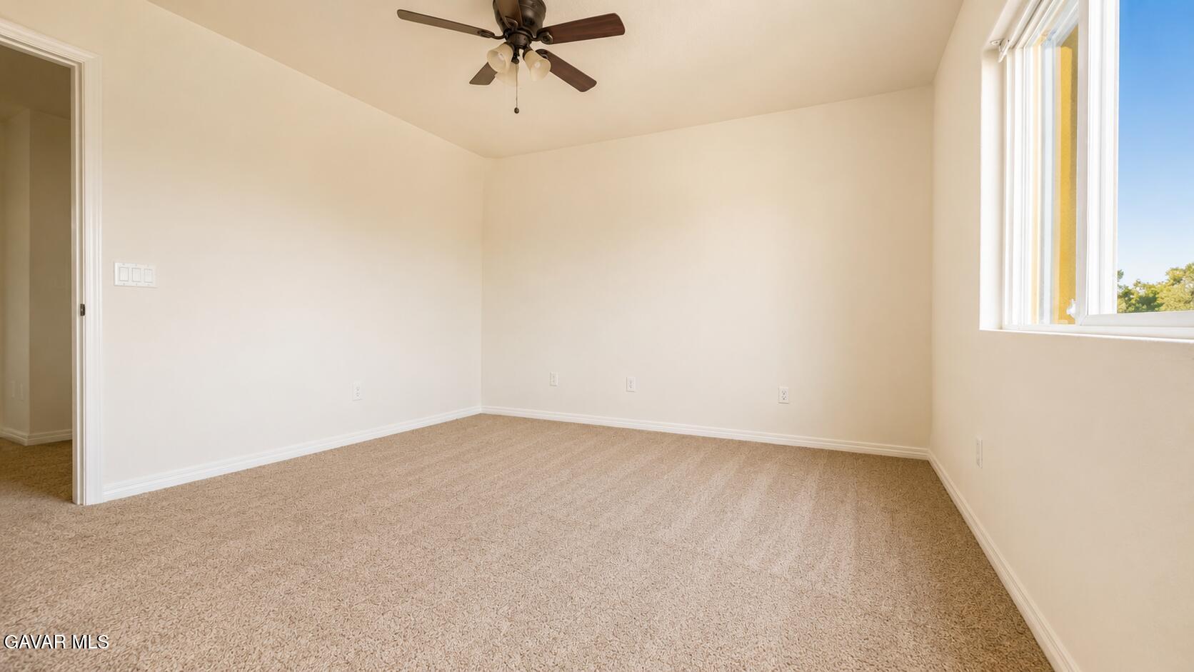 43737 Raysack Avenue Property Photo 21
