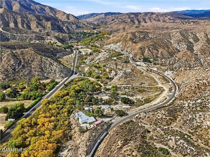 2 Soledad Canyon Road Property Photo 2
