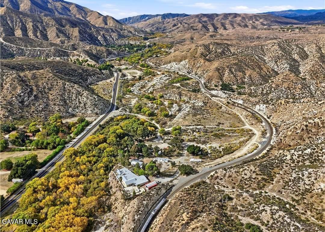 2 Soledad Canyon Road Property Photo 3