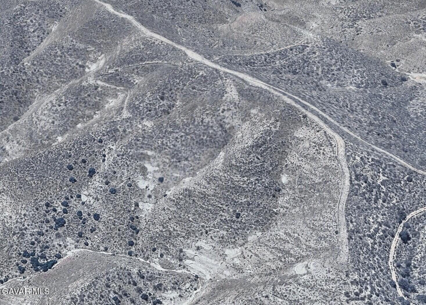 2 Soledad Canyon Road Property Photo 9