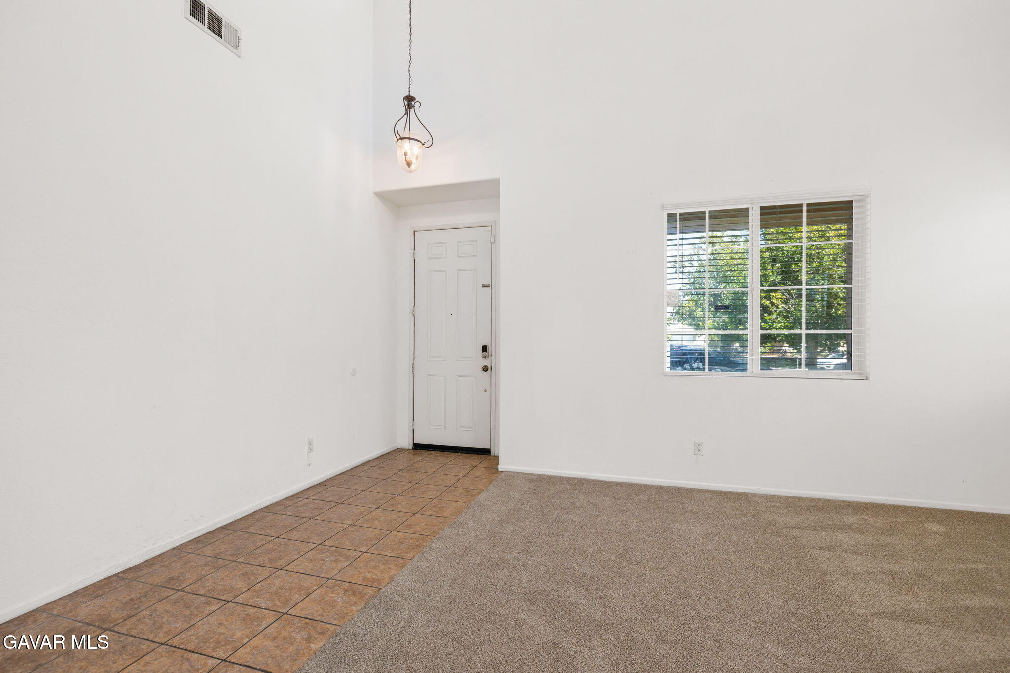 44528 Orchard Lane Property Photo 6
