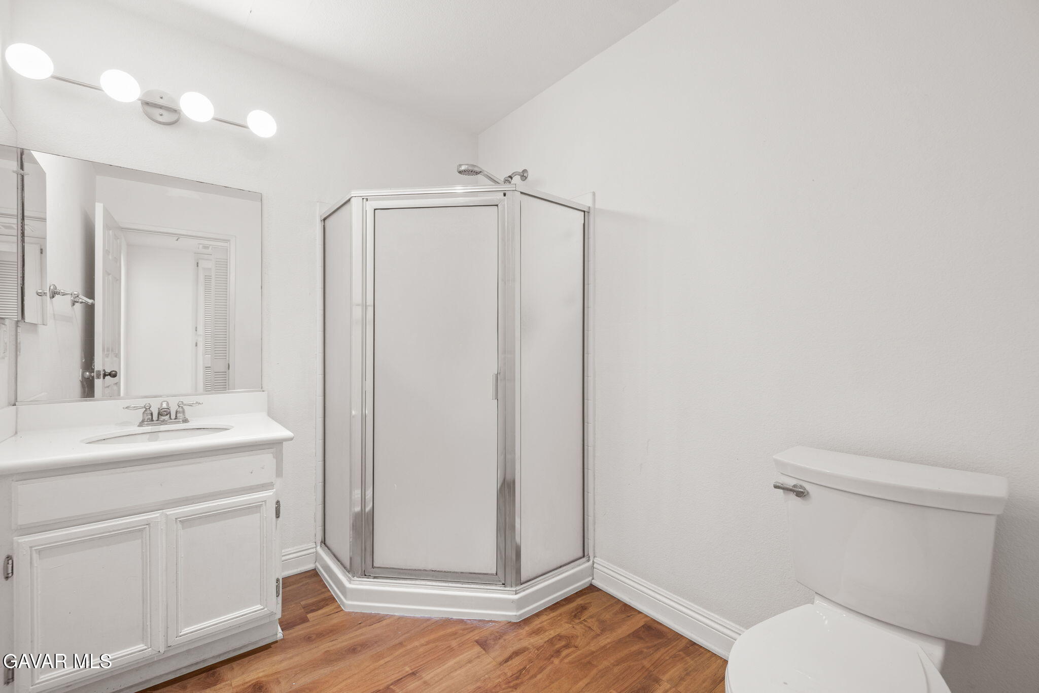 44528 Orchard Lane Property Photo 22