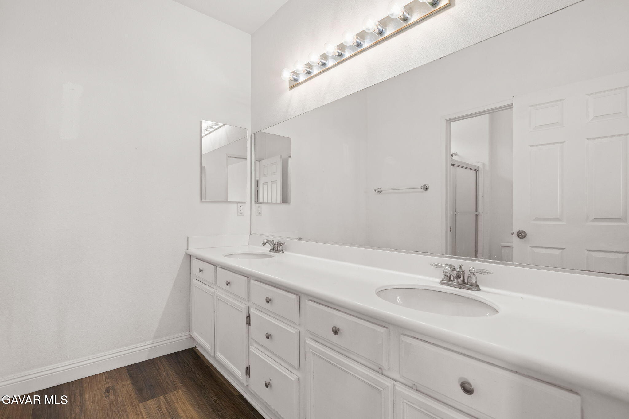44528 Orchard Lane Property Photo 32