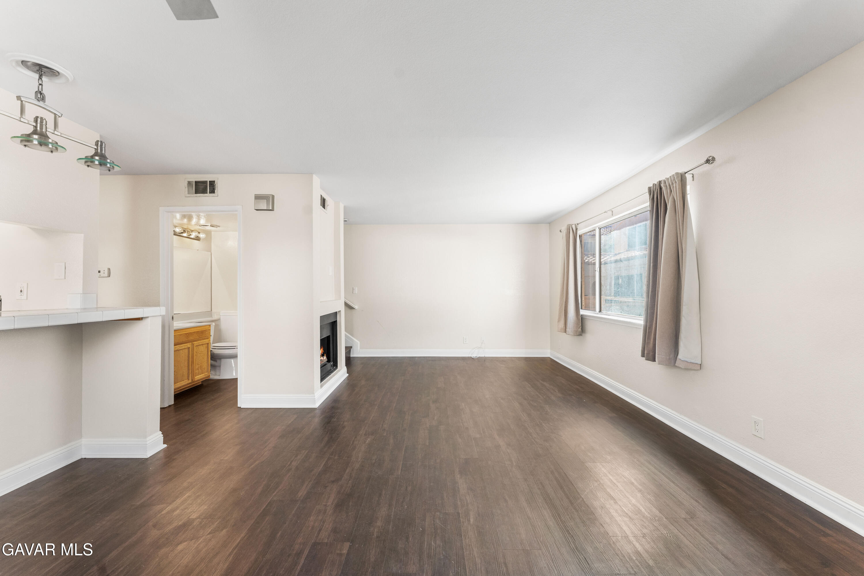 43465 30th Street, Unit 4 Property Photo 6