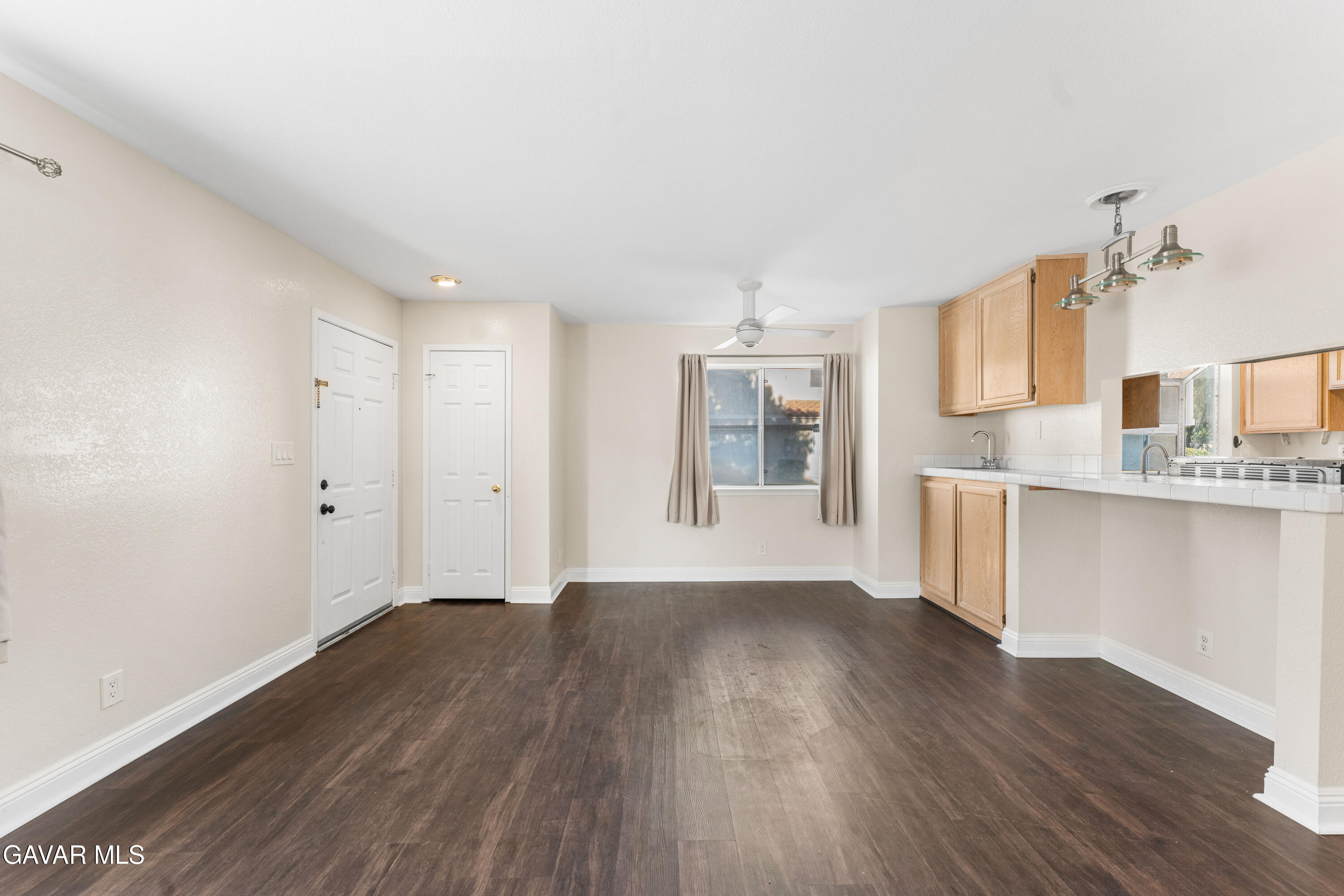 43465 30th Street, Unit 4 Property Photo 12