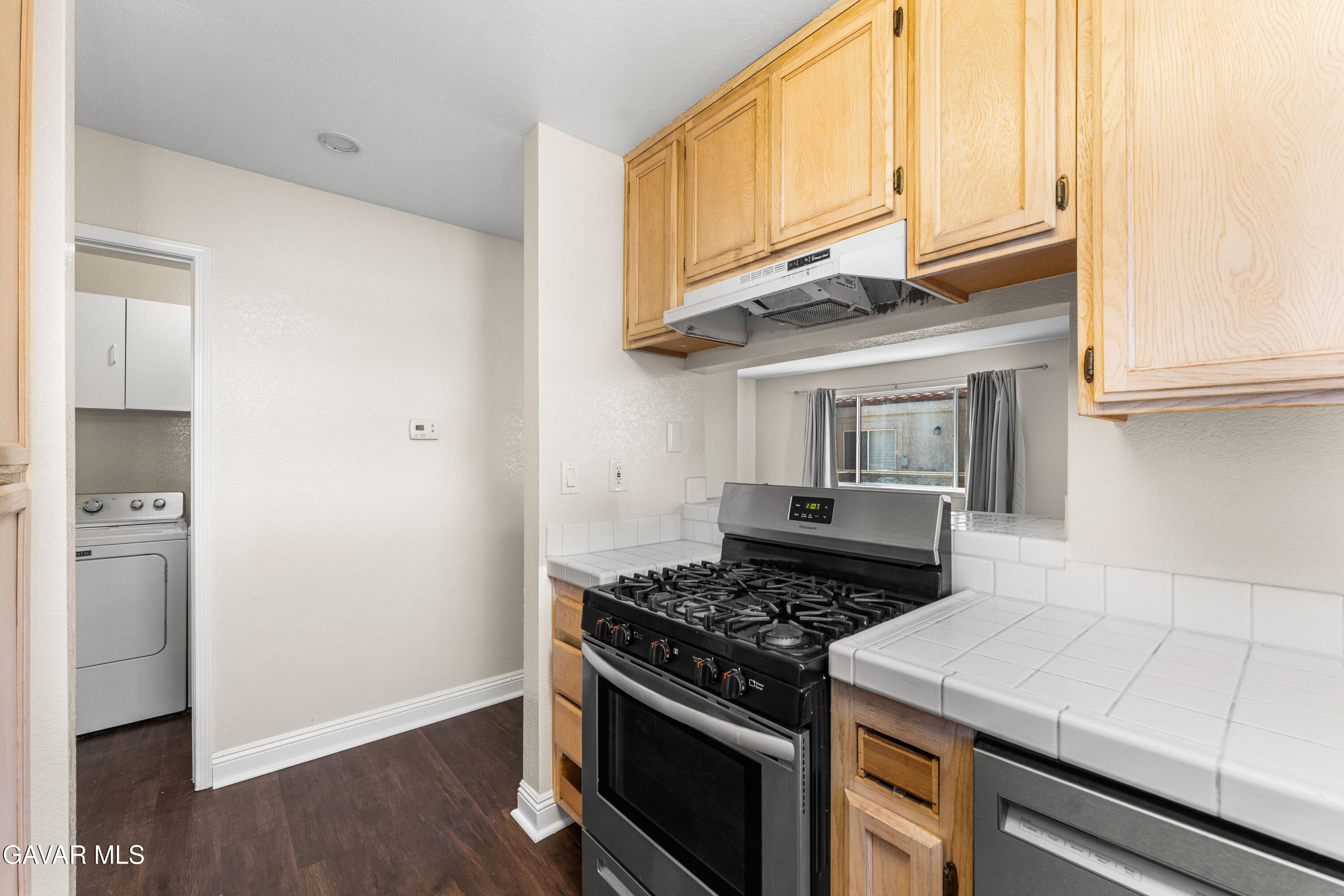43465 30th Street, Unit 4 Property Photo 16