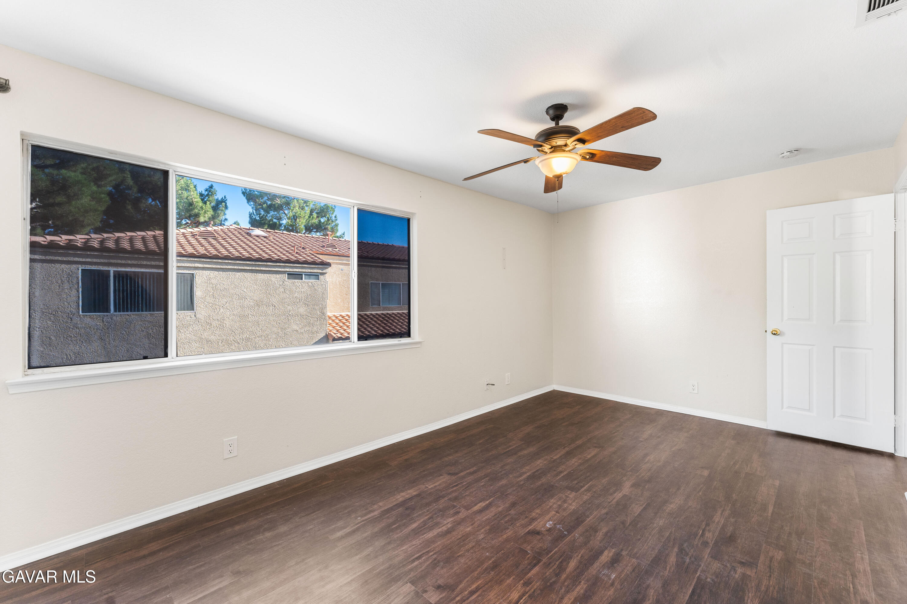 43465 30th Street, Unit 4 Property Photo 31
