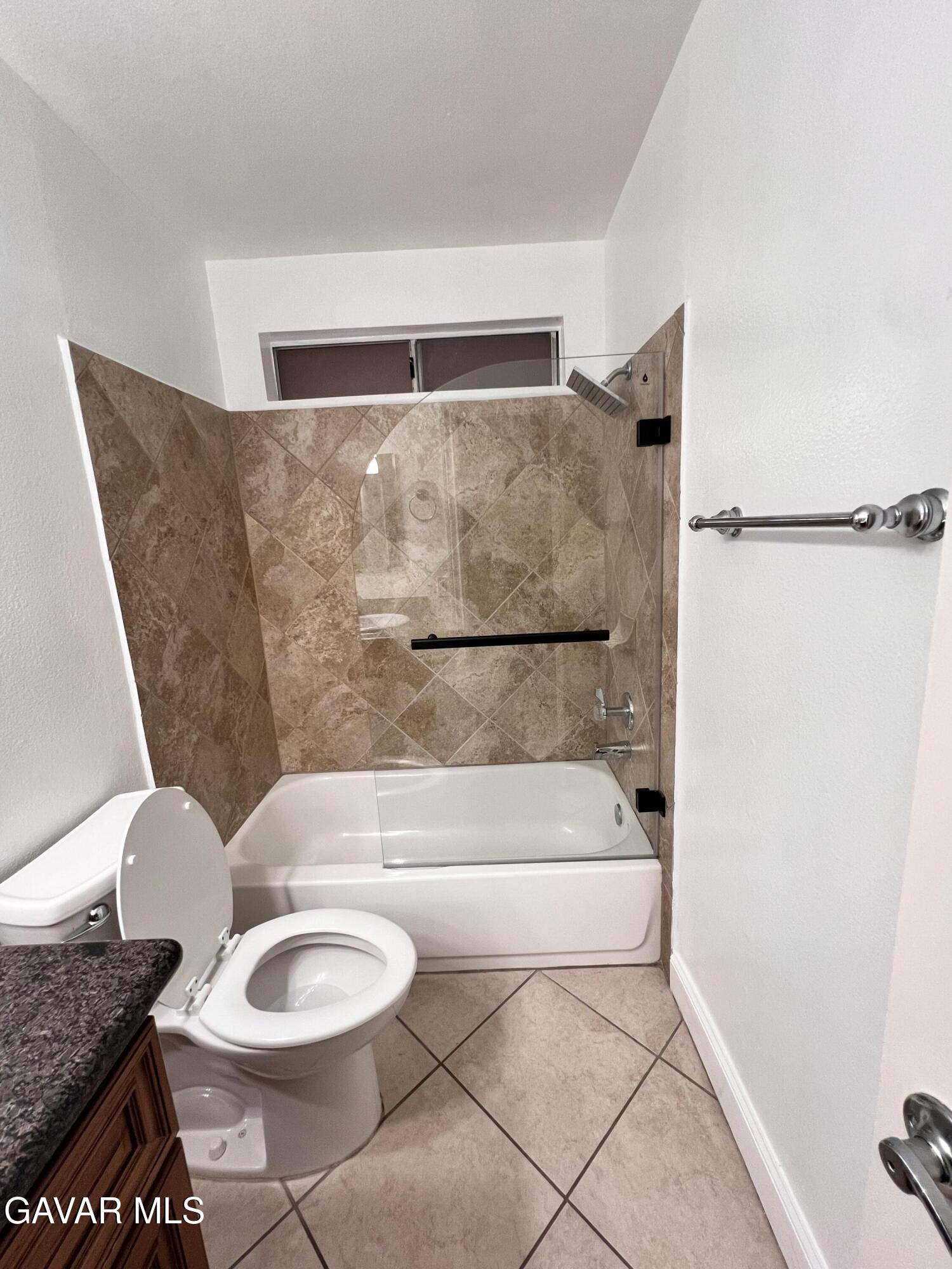 2507 E 15th Street, Unit 104 Property Photo 18