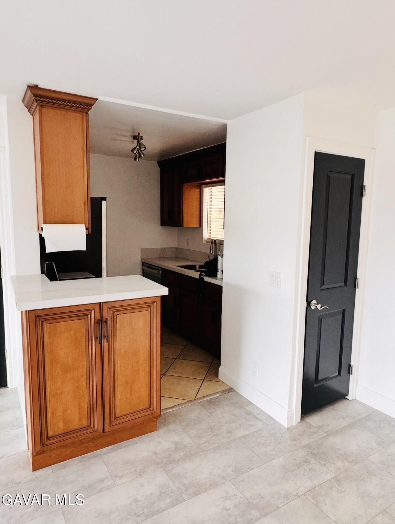 2507 E 15th Street, Unit 104 Property Photo 29