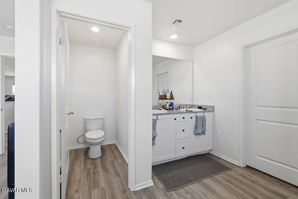 4384 W Ave J-5 Property Photo 21