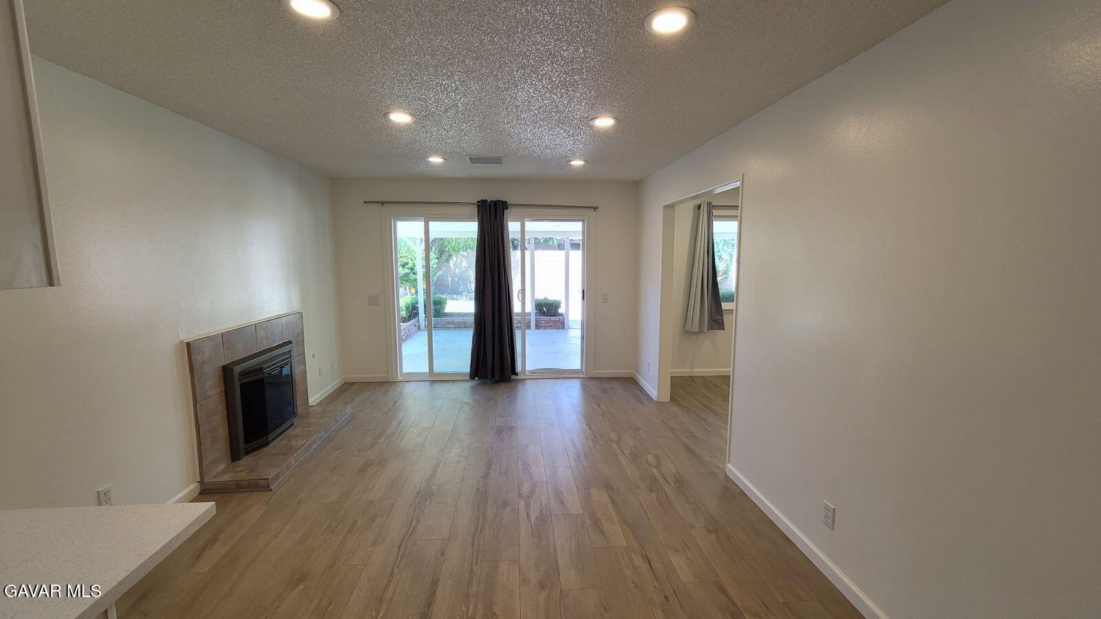 45303 Lorimer Avenue Property Photo 7