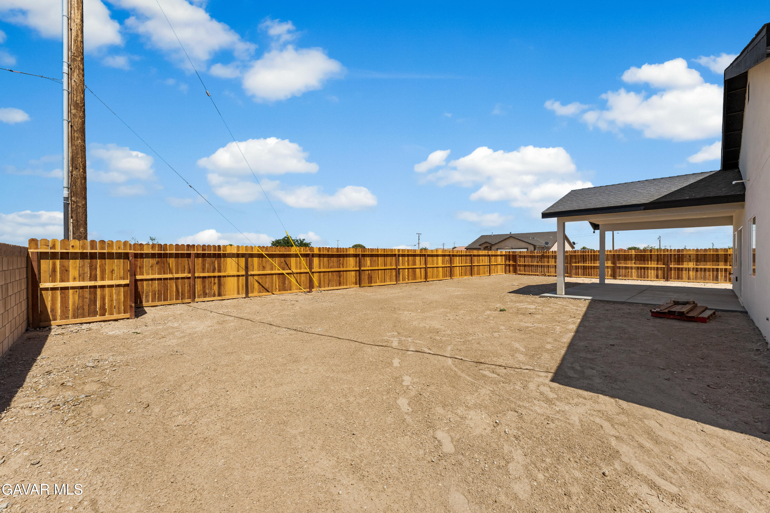 10433 Trumbull Street Property Photo 45