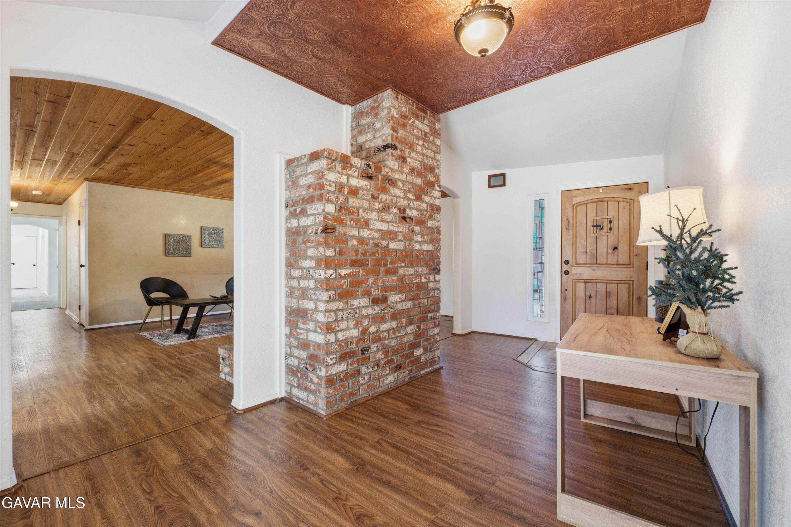 26720 Sutter Court Property Photo 5