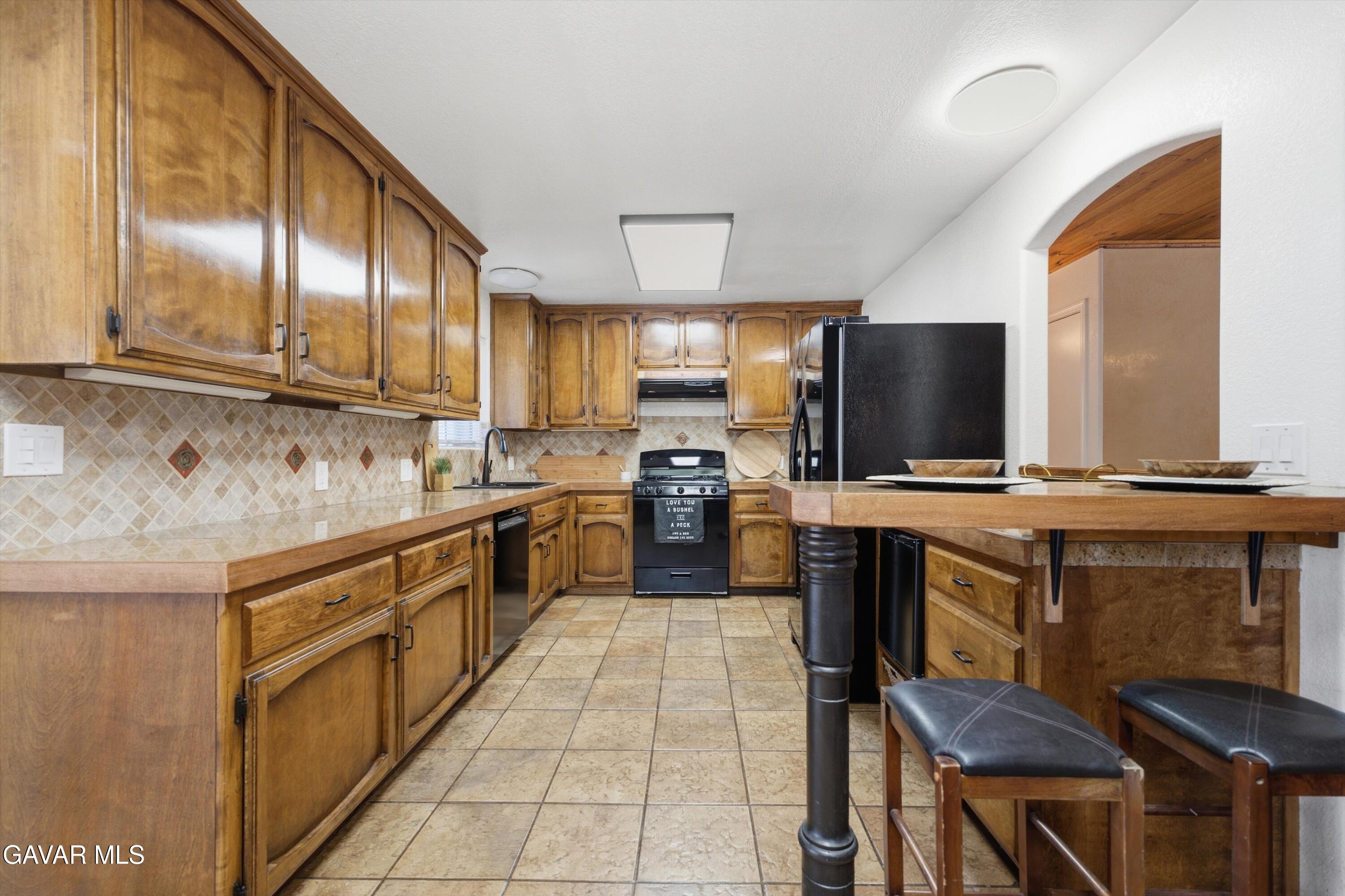 26720 Sutter Court Property Photo 8