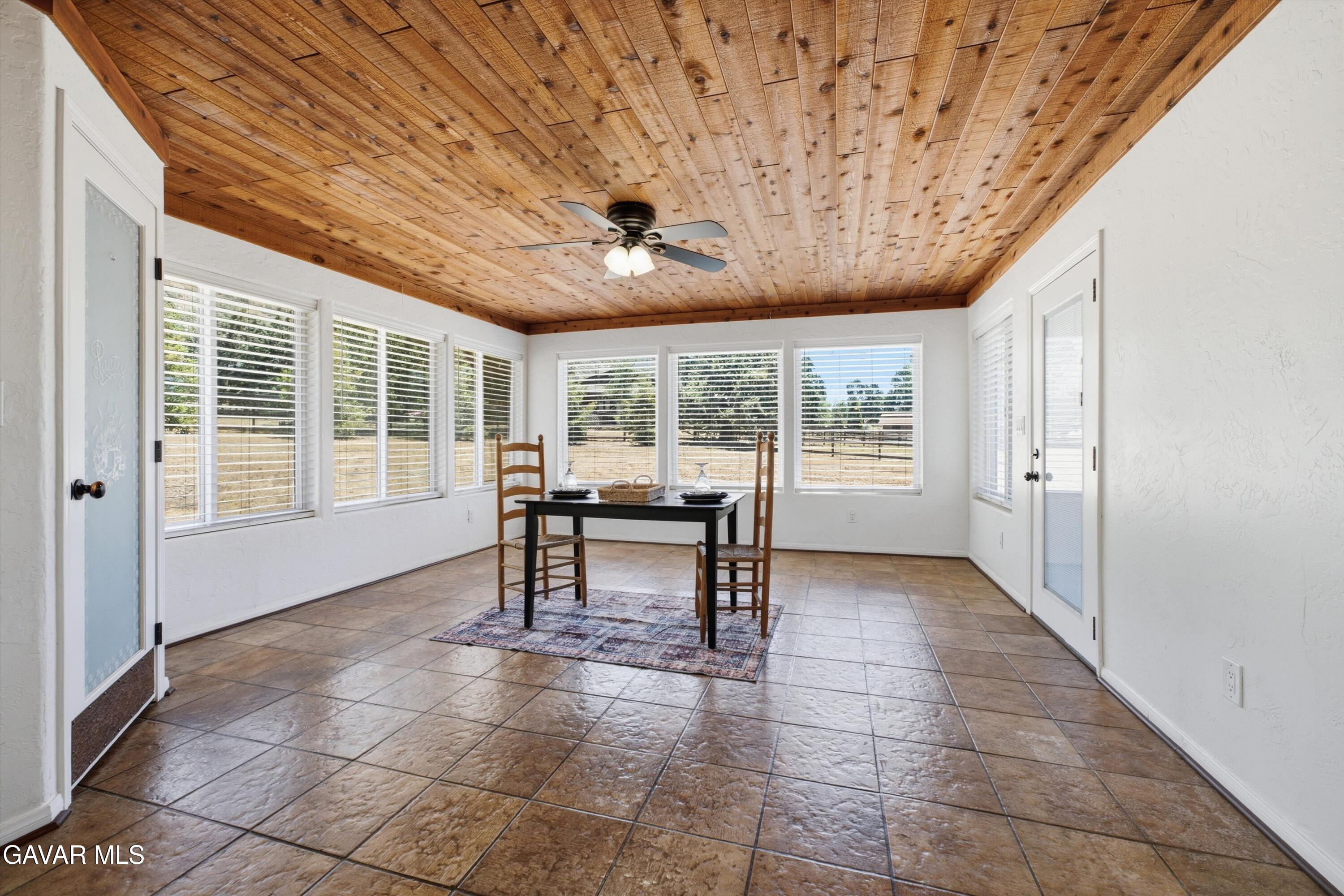 26720 Sutter Court Property Photo 9