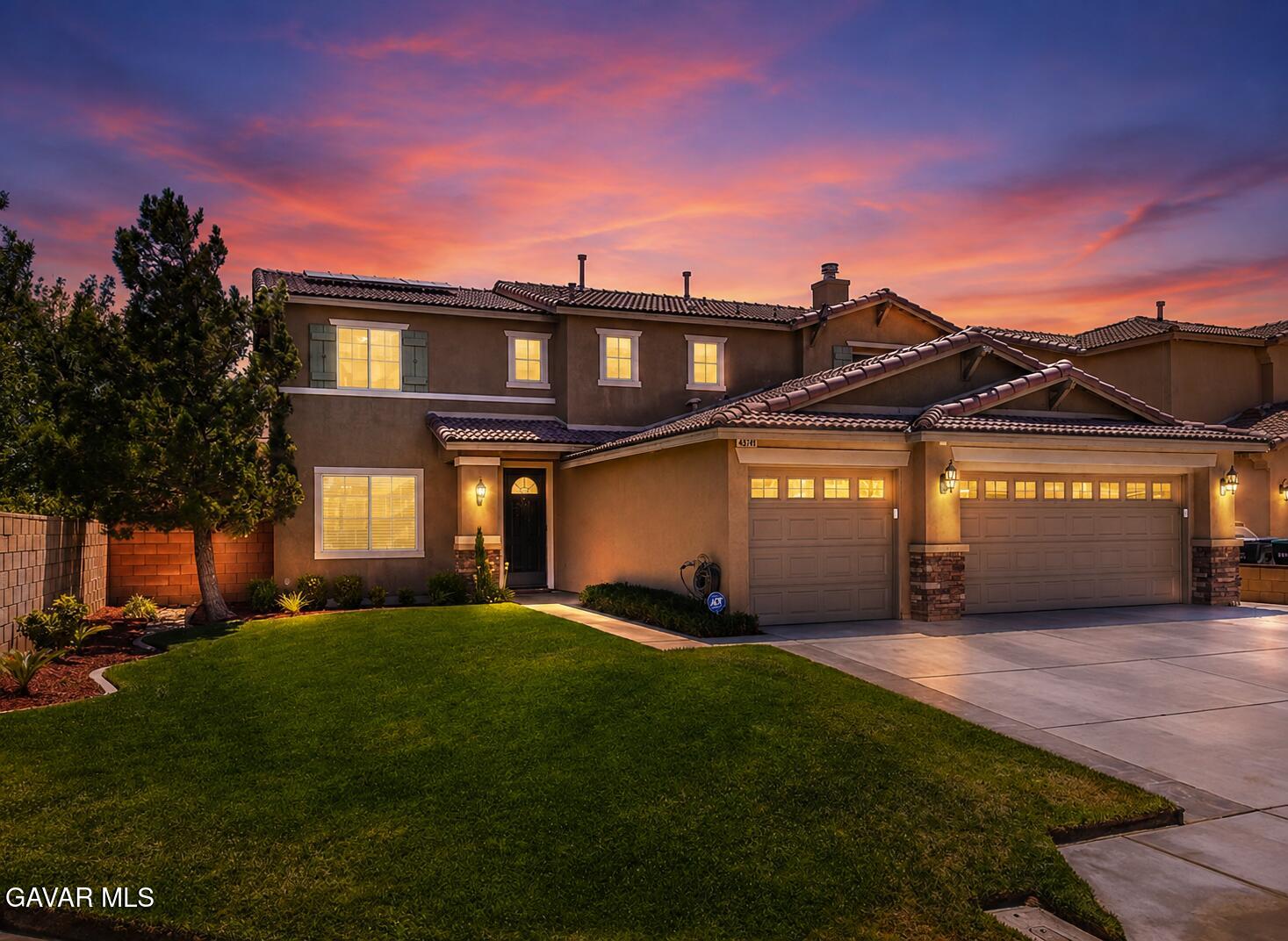 43708 Tahoe Way Property Photo 1