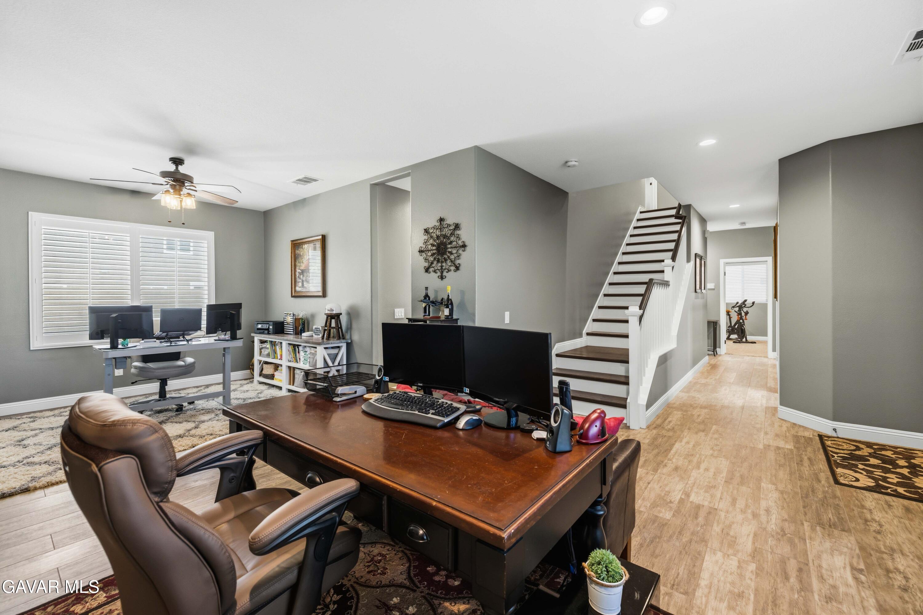 43708 Tahoe Way Property Photo 10
