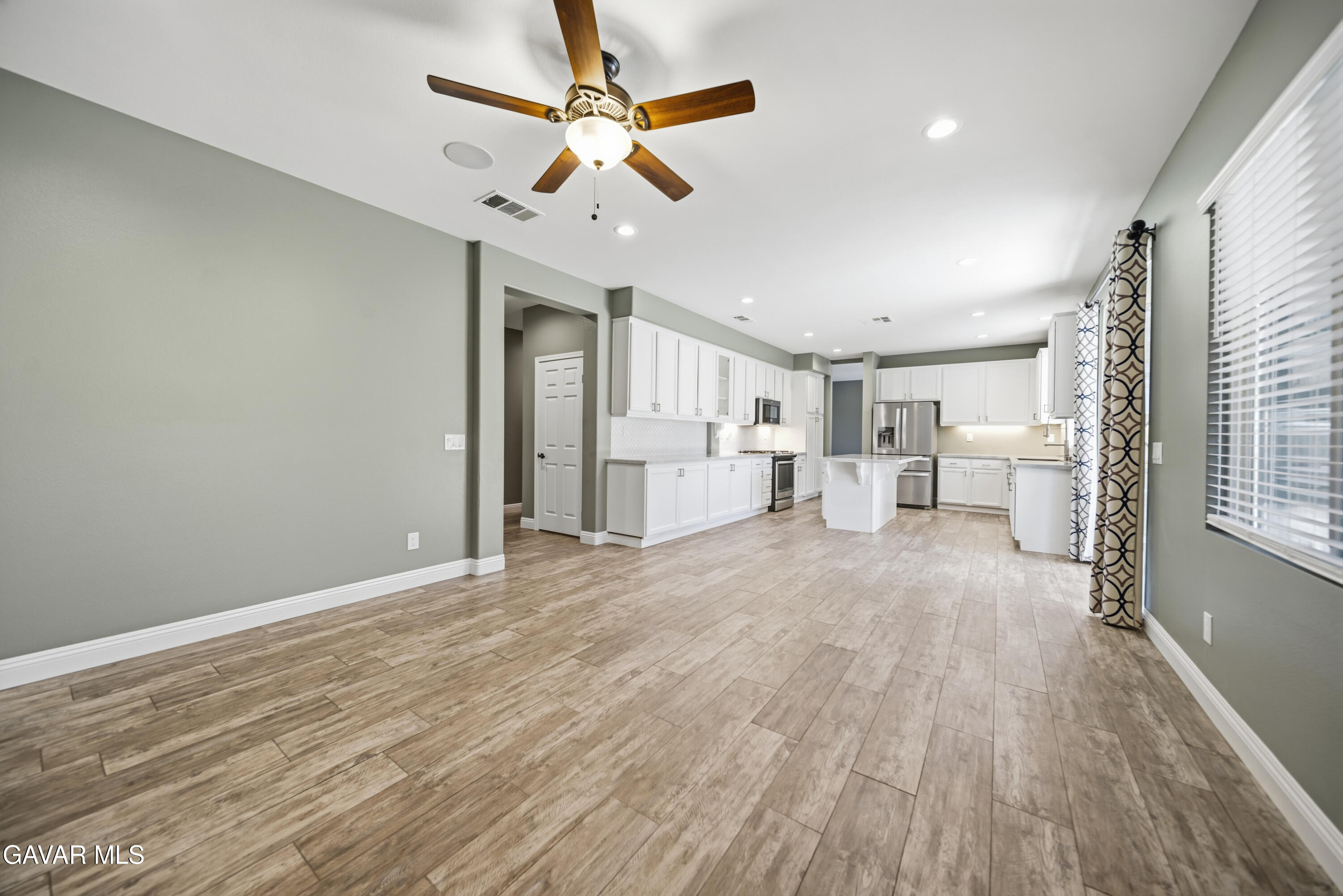 43708 Tahoe Way Property Photo 20