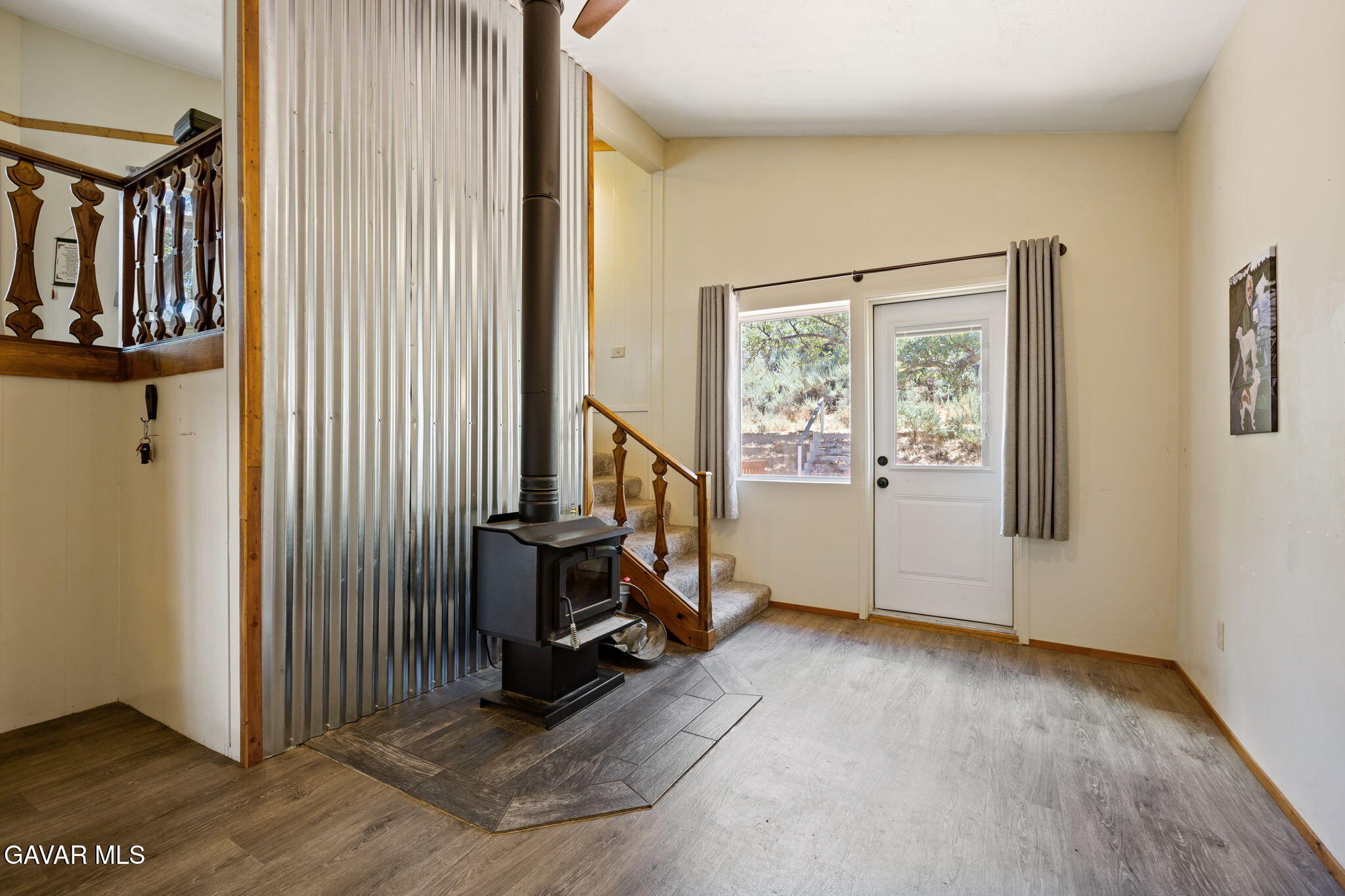 18295 Alps Drive Property Photo 16