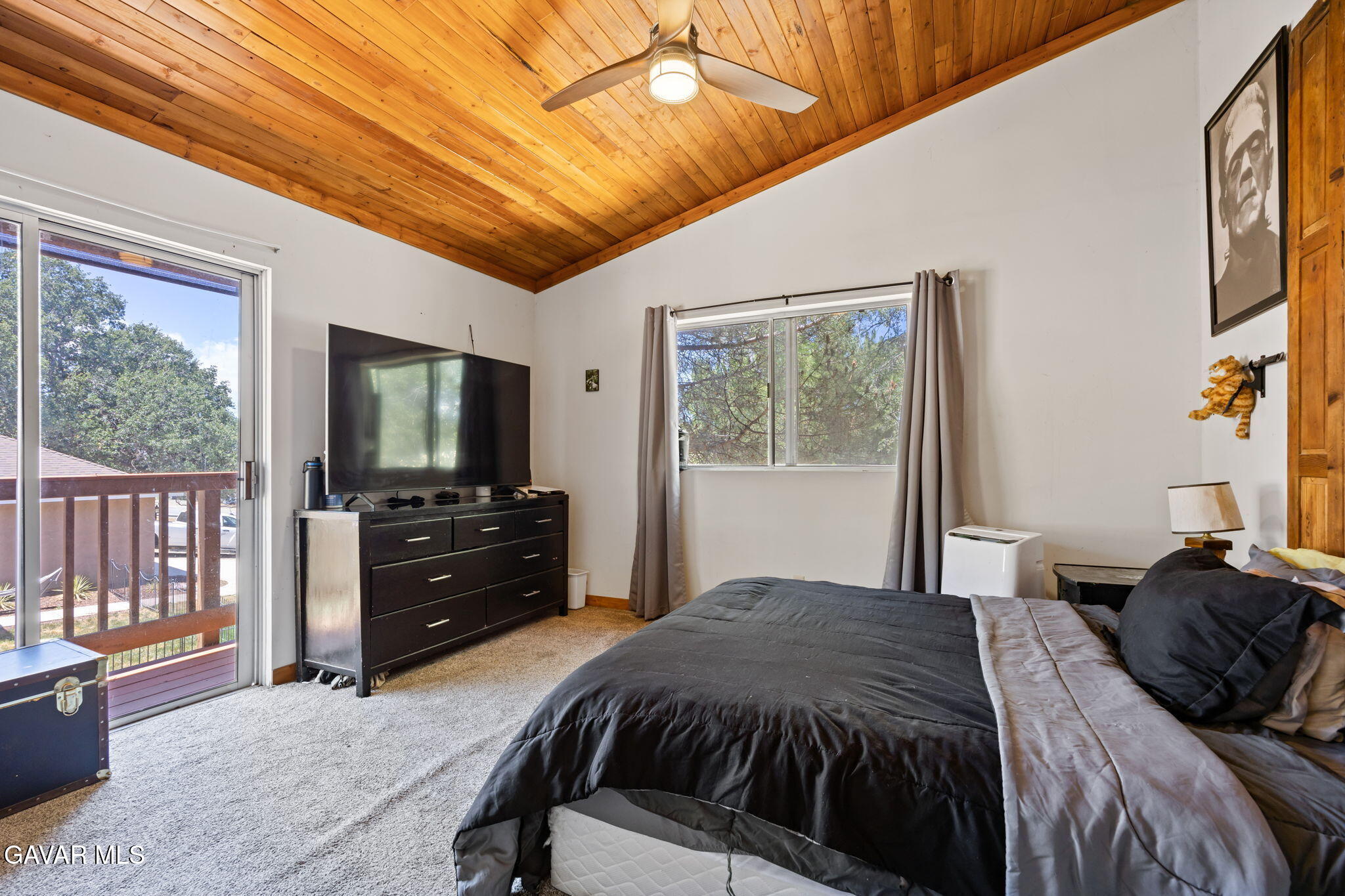18295 Alps Drive Property Photo 20