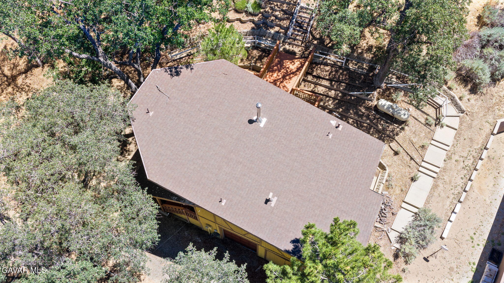 18295 Alps Drive Property Photo 32