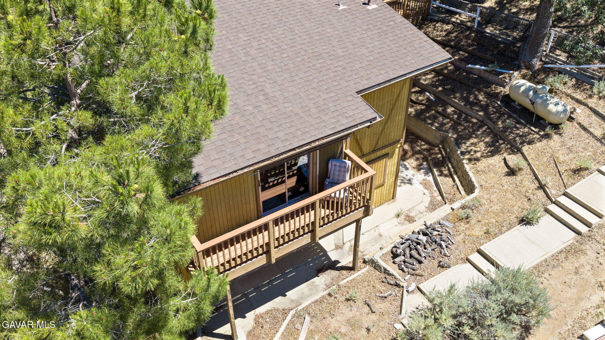 18295 Alps Drive Property Photo 33