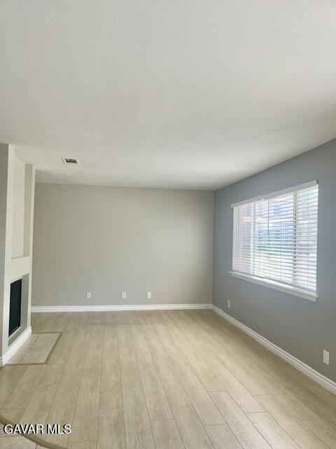 43469 W 30th Street, Unit 1 Property Photo 7