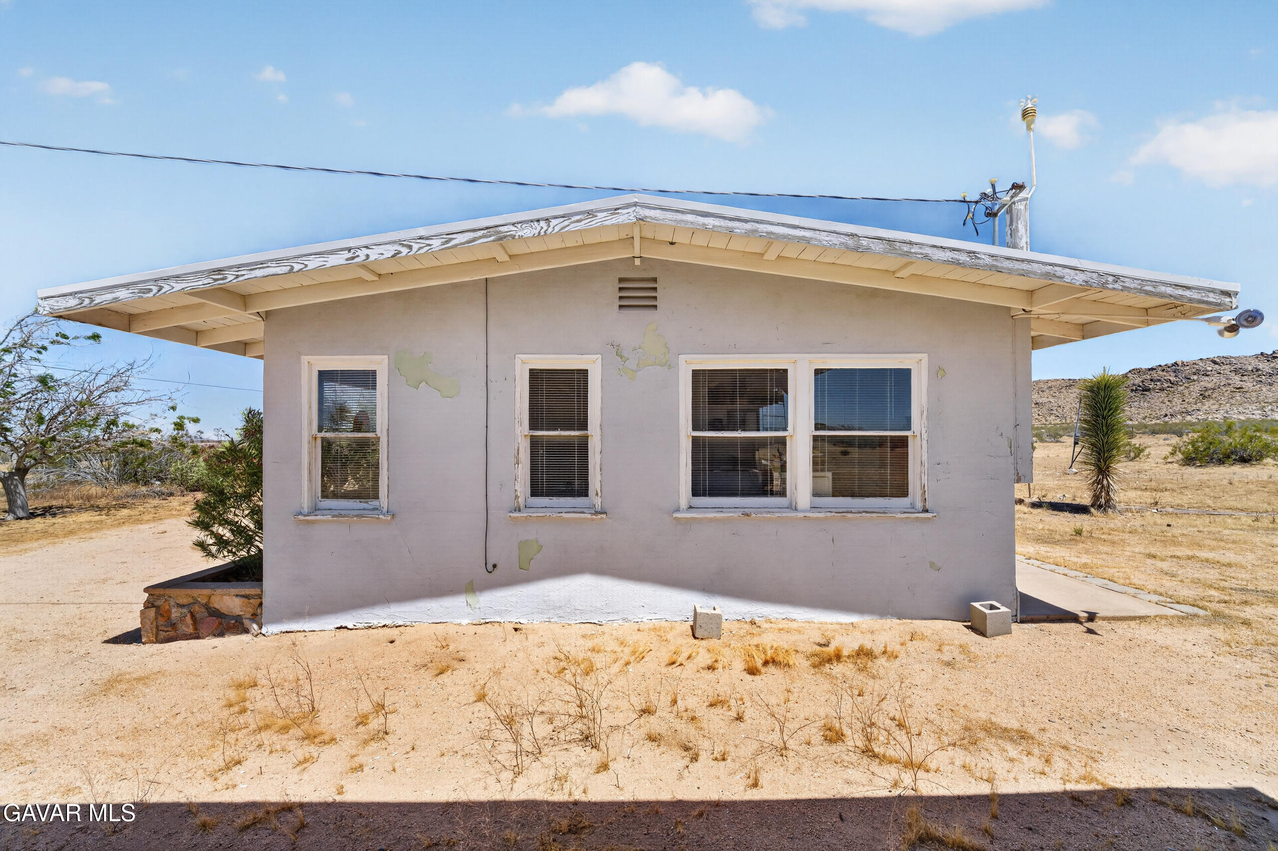45558 250th Street Property Photo 7