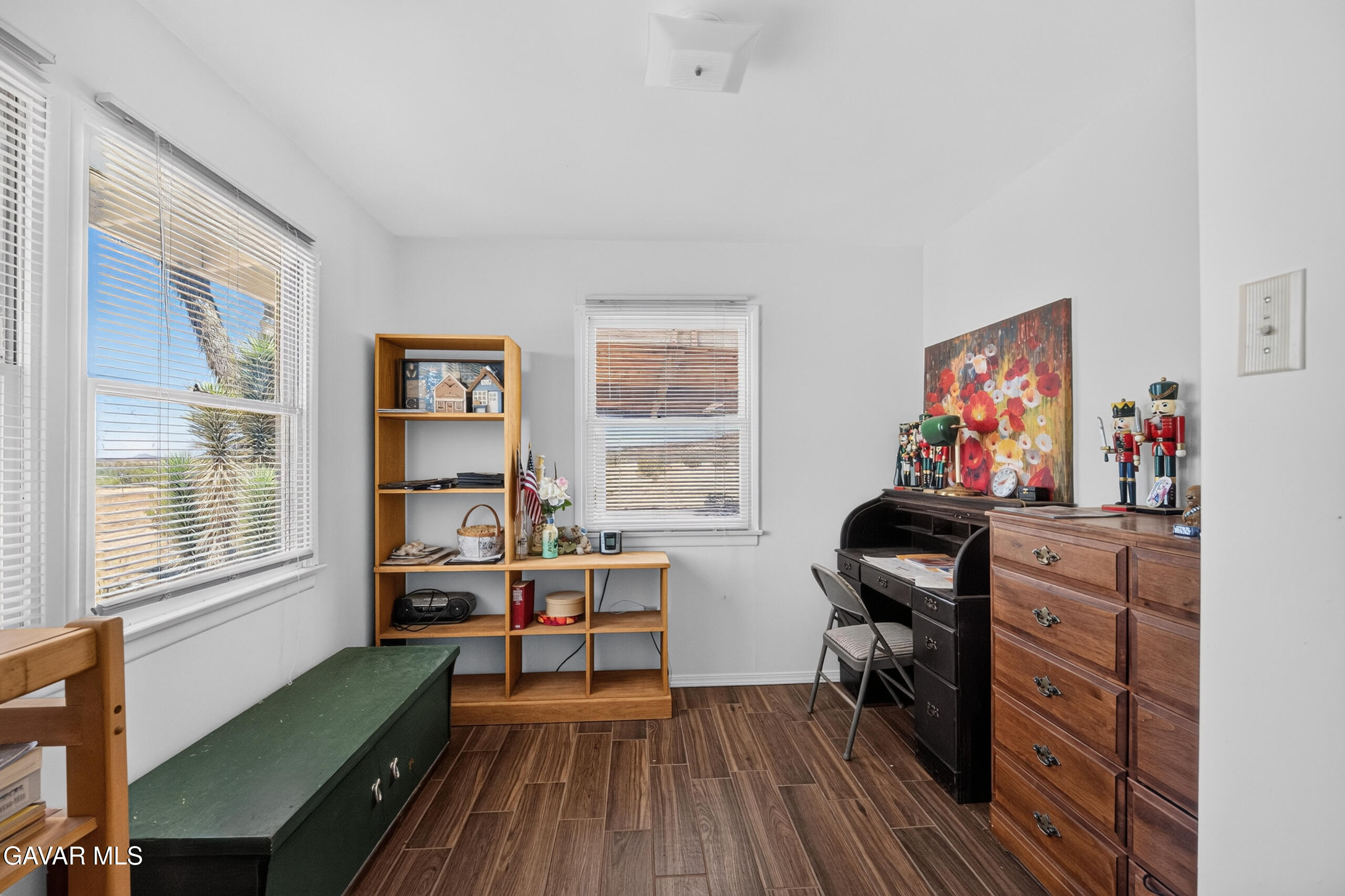 45558 250th Street Property Photo 14