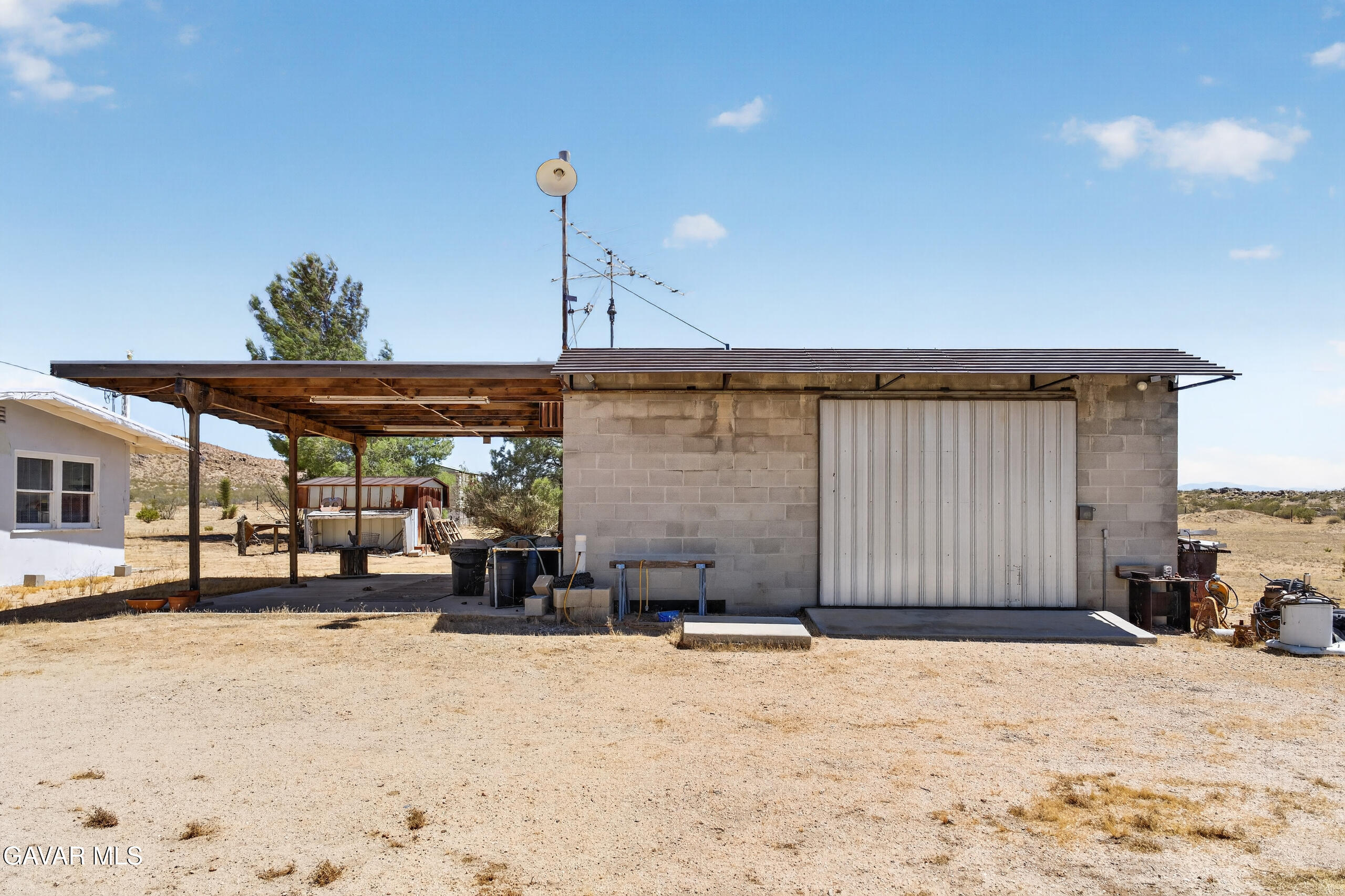 45558 250th Street Property Photo 15