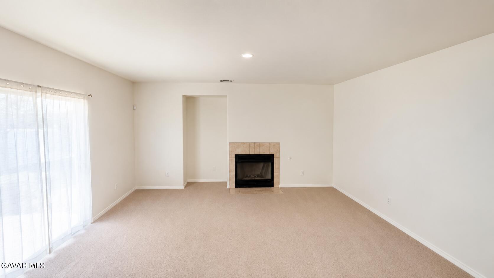 2518 E Avenue K2 Property Photo 7