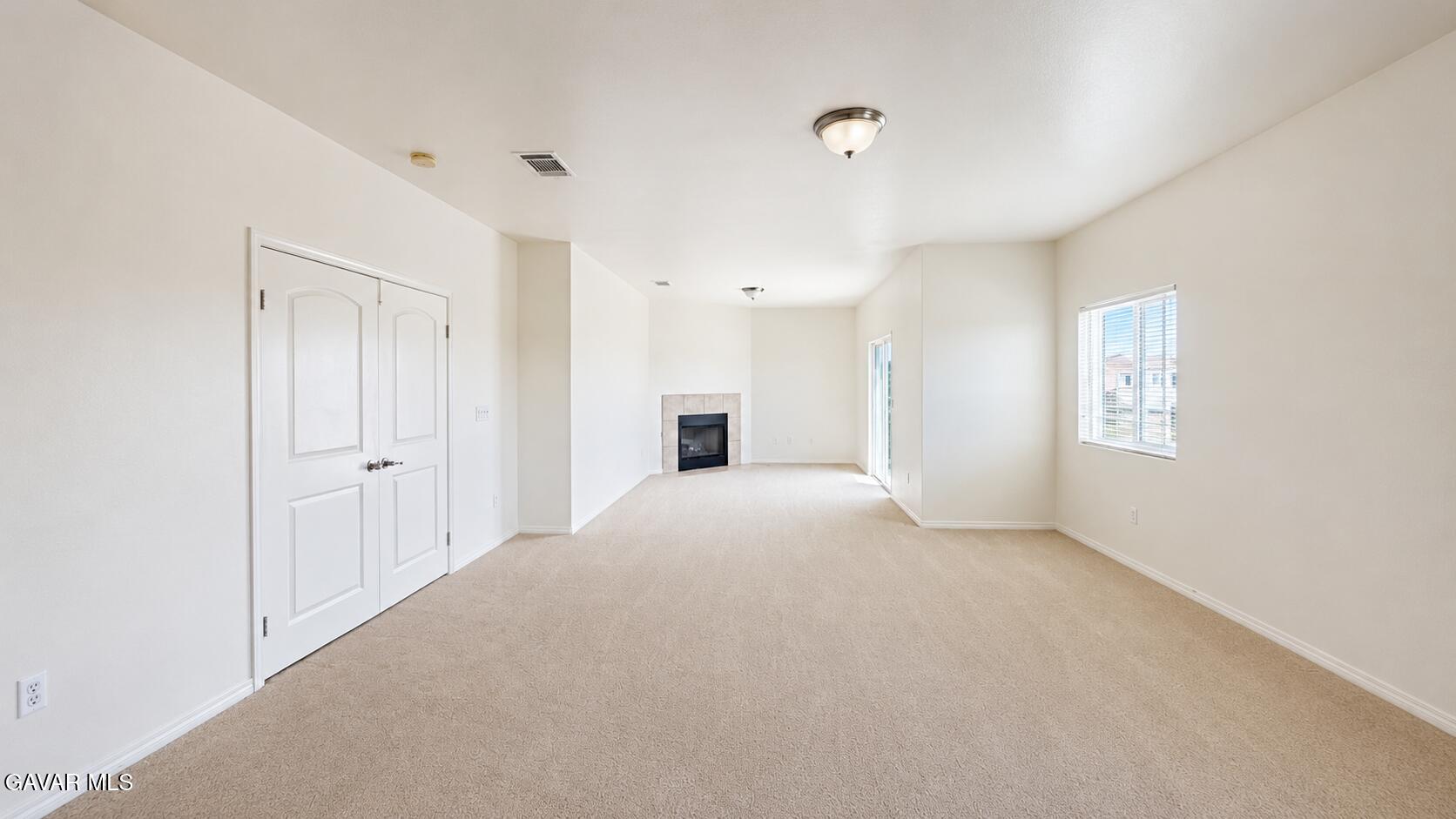 2518 E Avenue K2 Property Photo 17