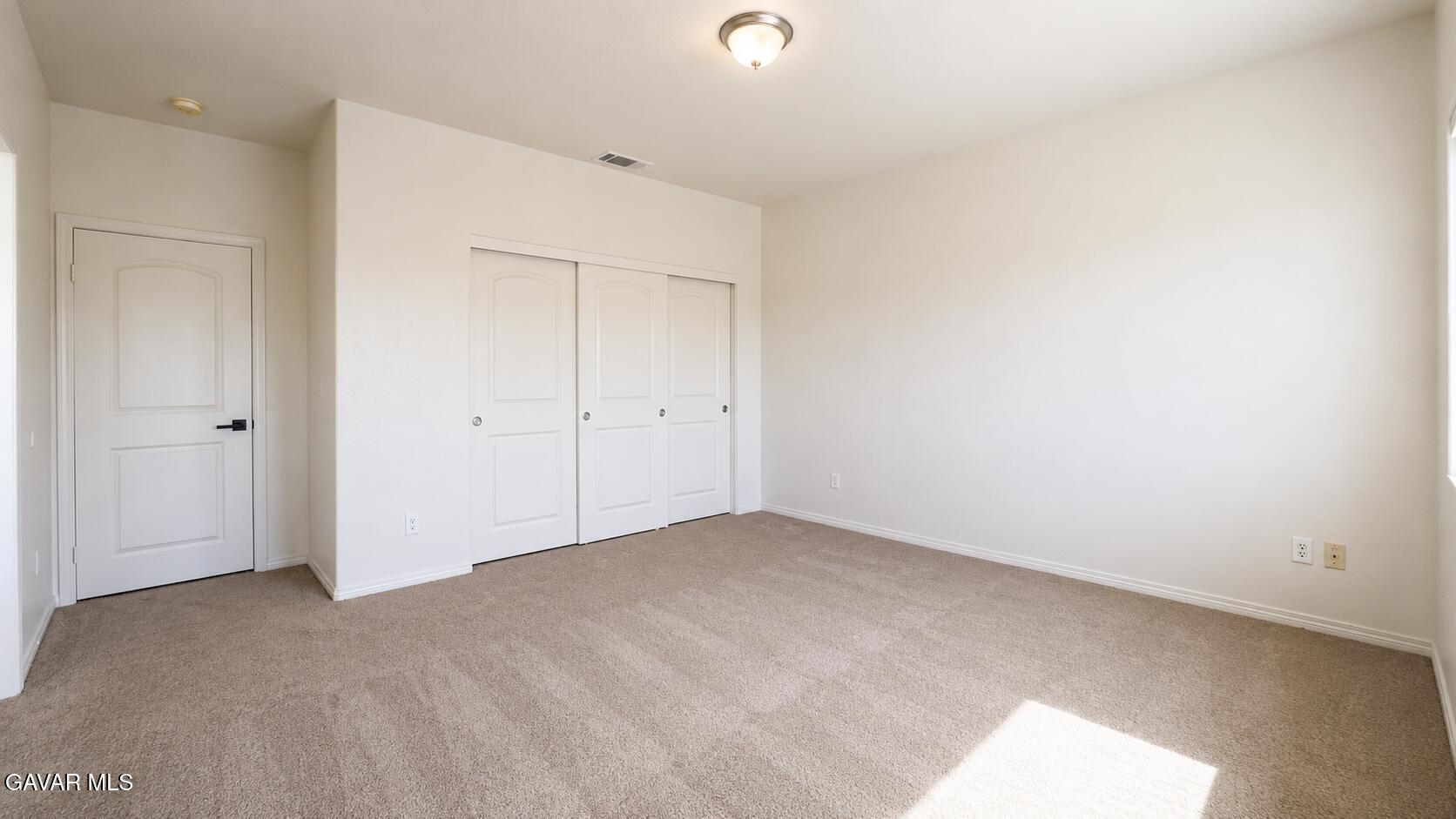 2518 E Avenue K2 Property Photo 21