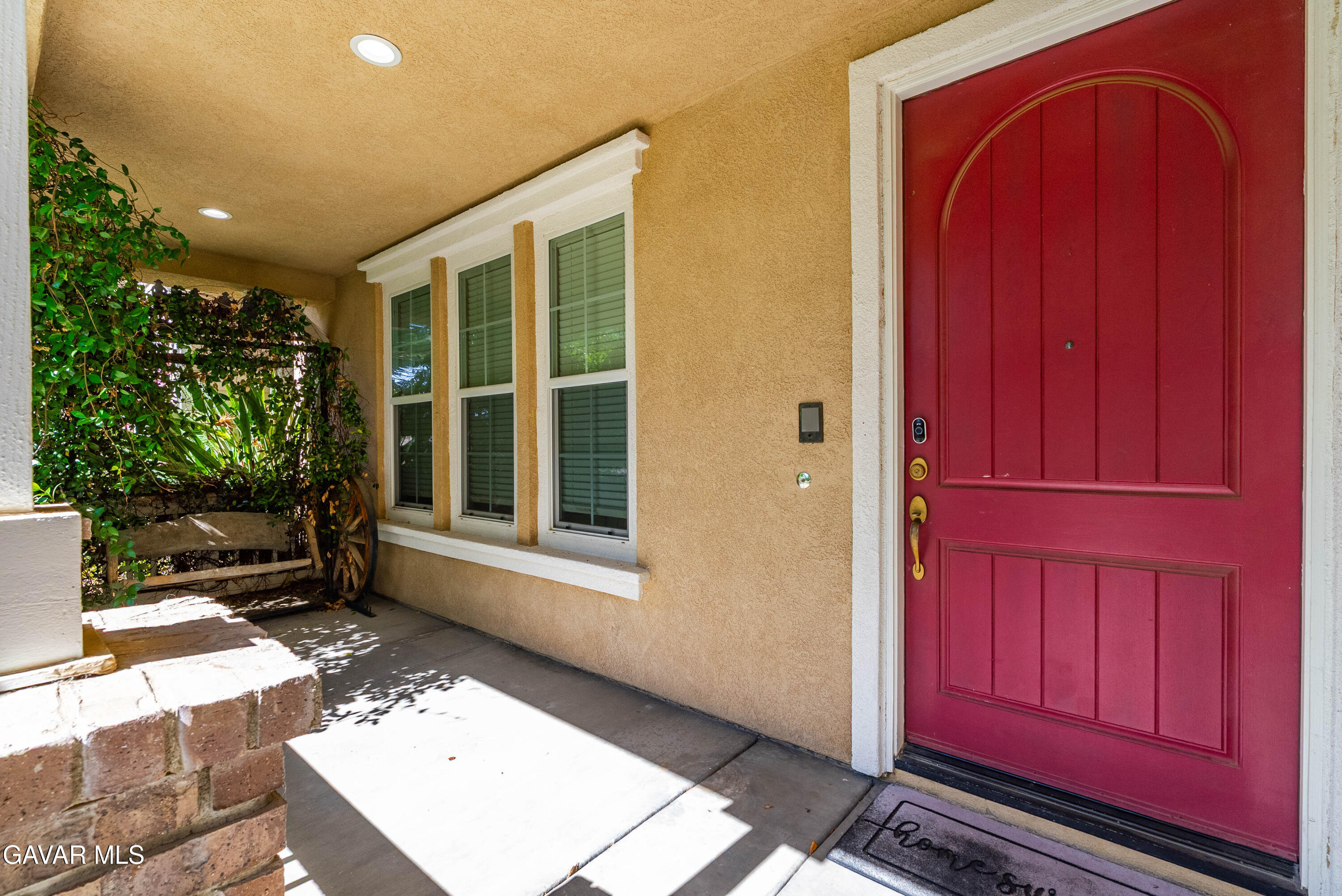 41347 42nd Street Property Photo 7