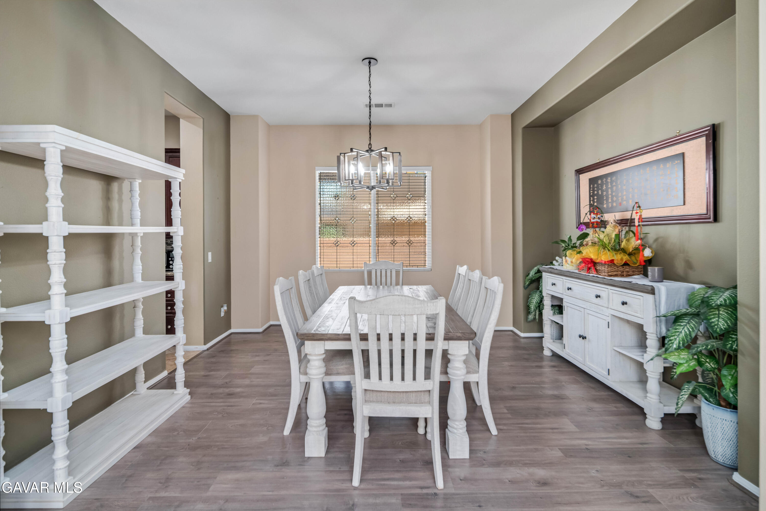 41347 42nd Street Property Photo 15