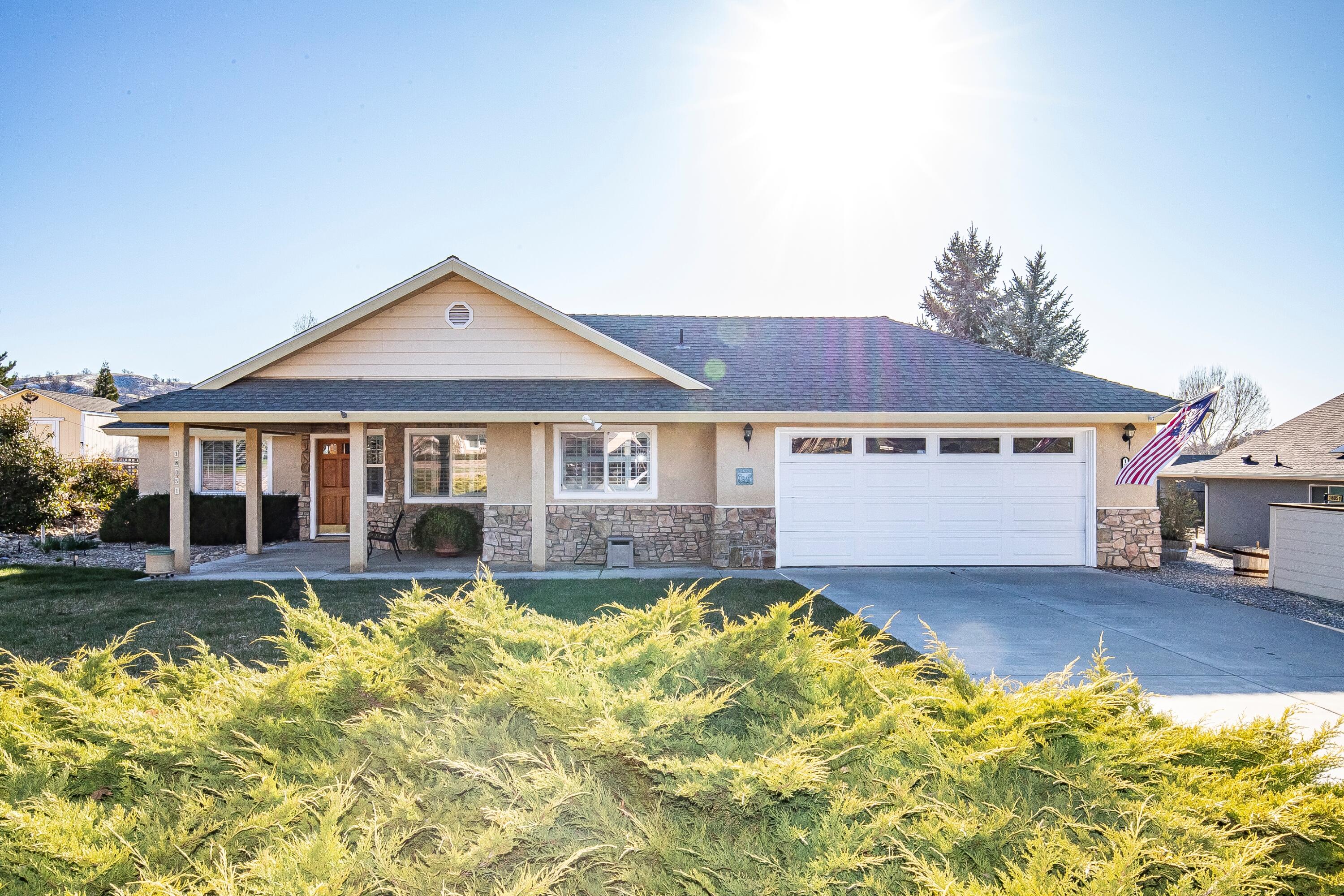 18051 Bold Venture Drive Property Photo 3