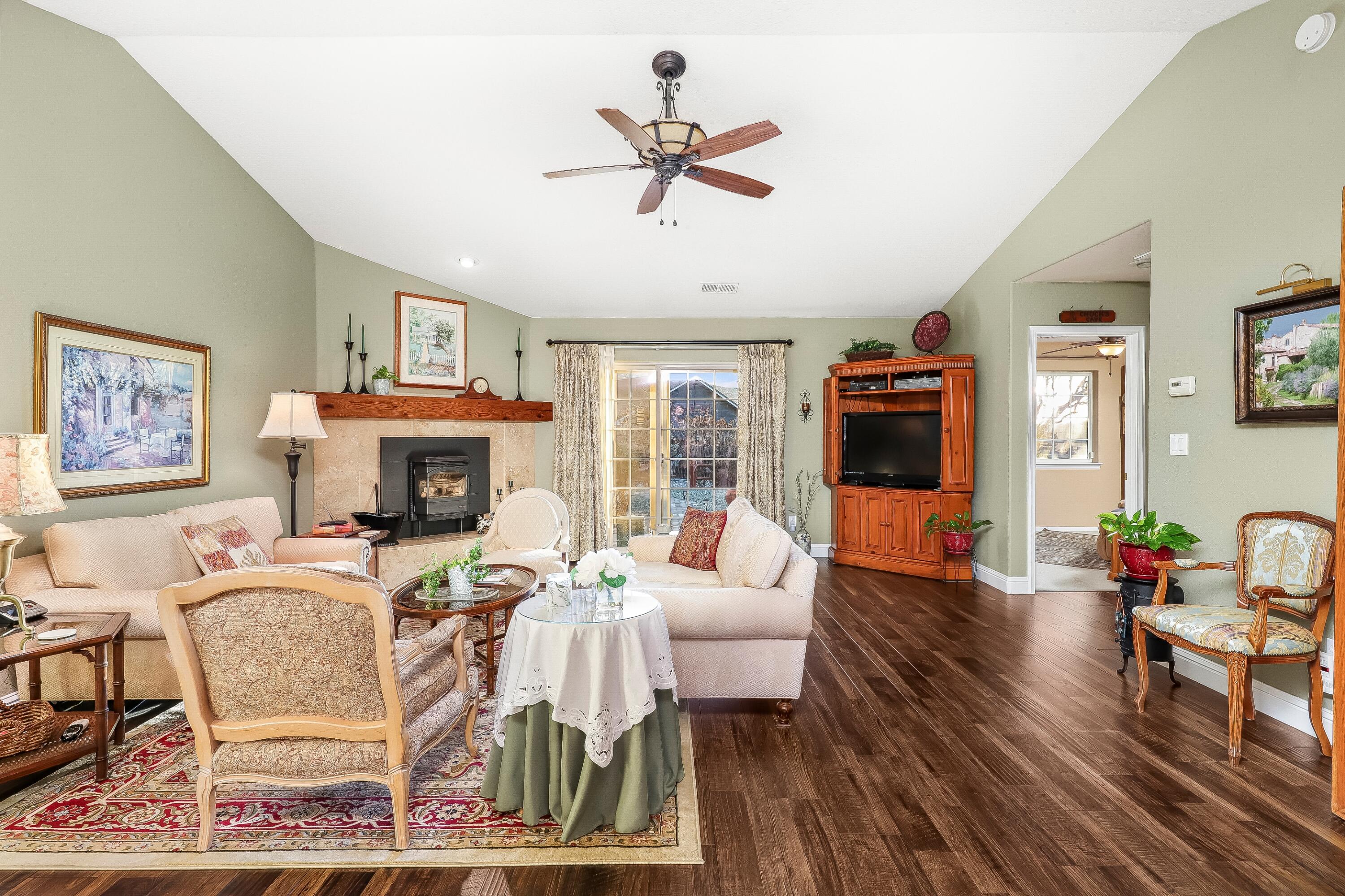 18051 Bold Venture Drive Property Photo 13