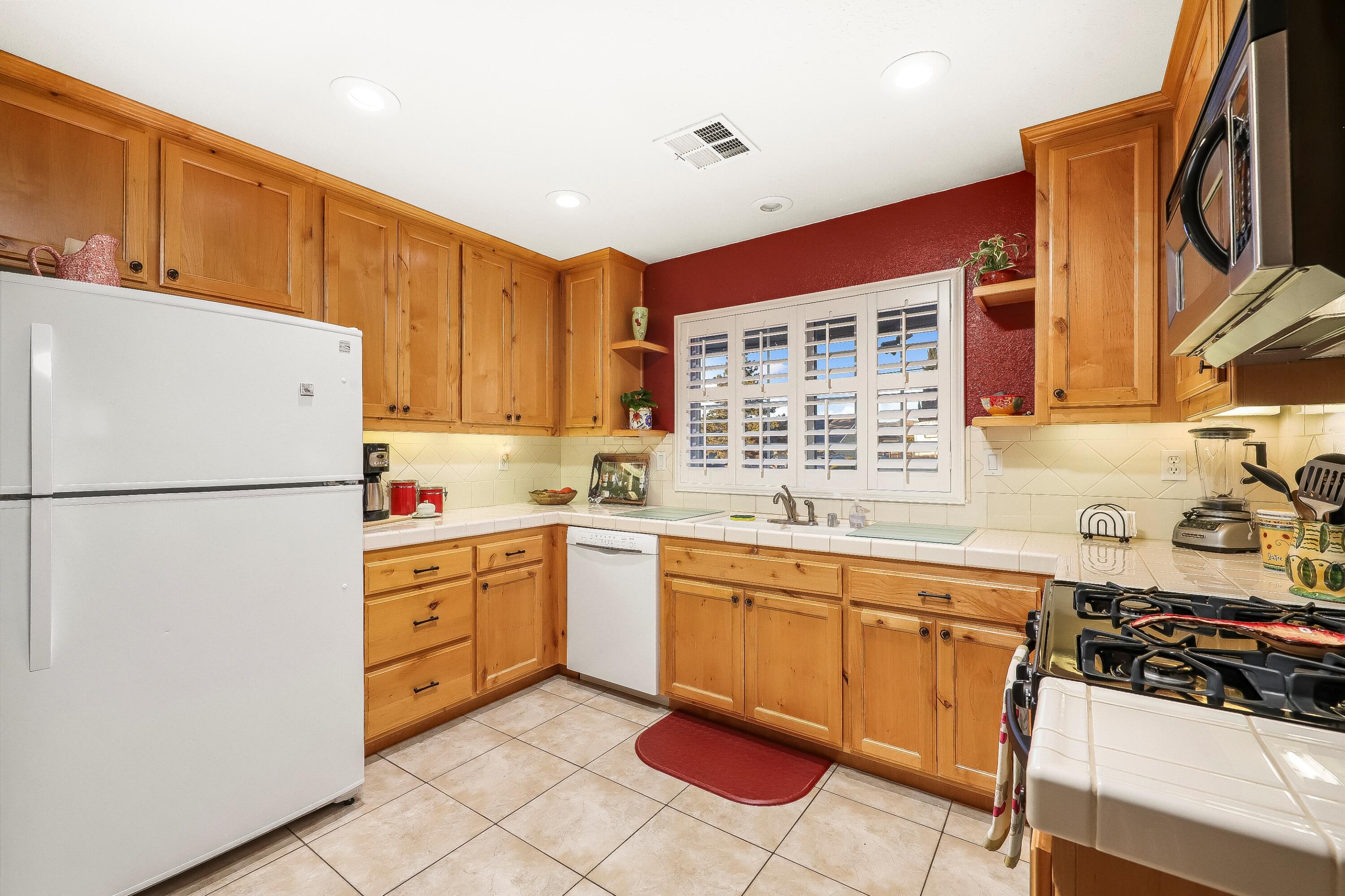 18051 Bold Venture Drive Property Photo 15