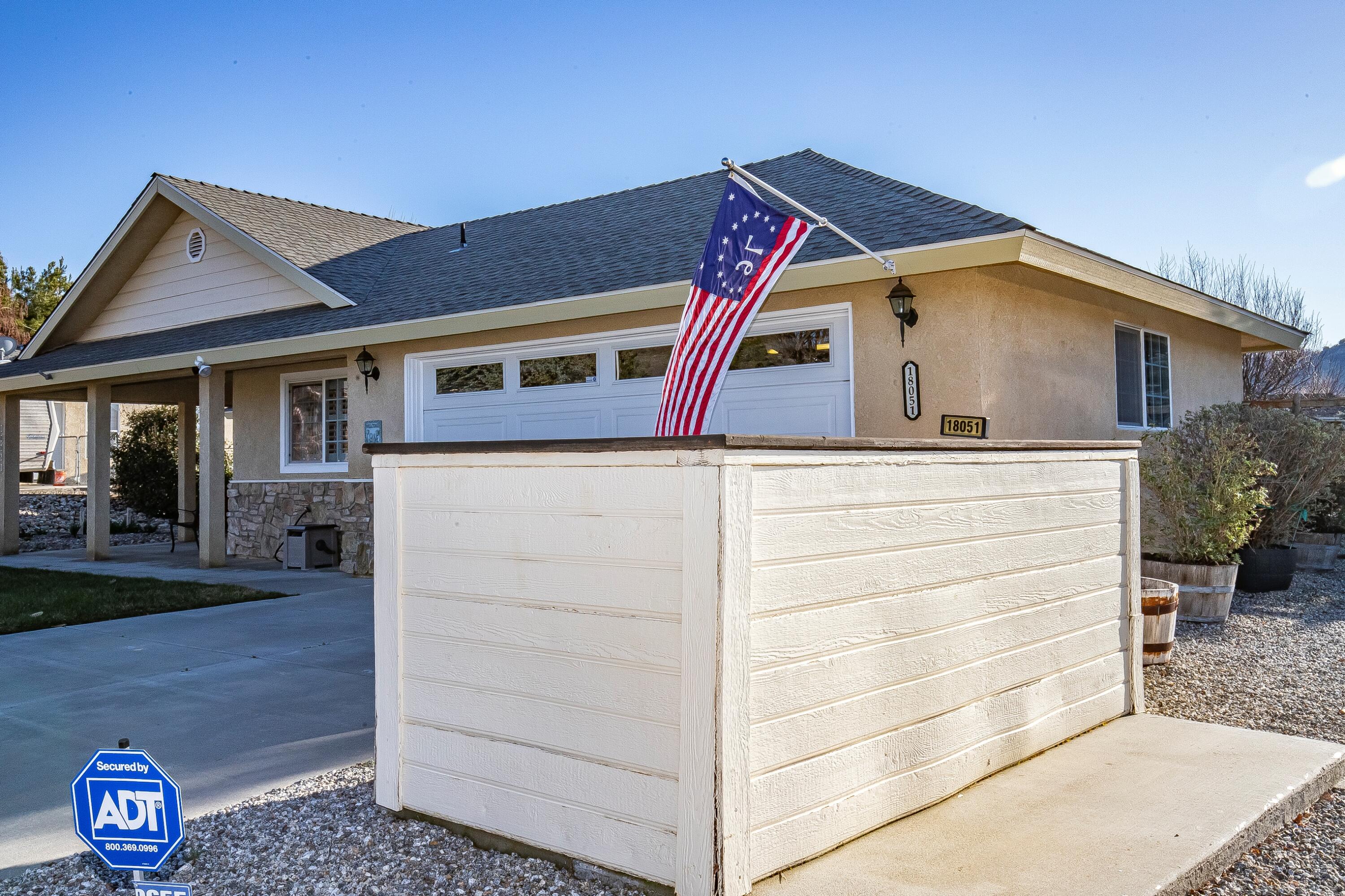 18051 Bold Venture Drive Property Photo 40