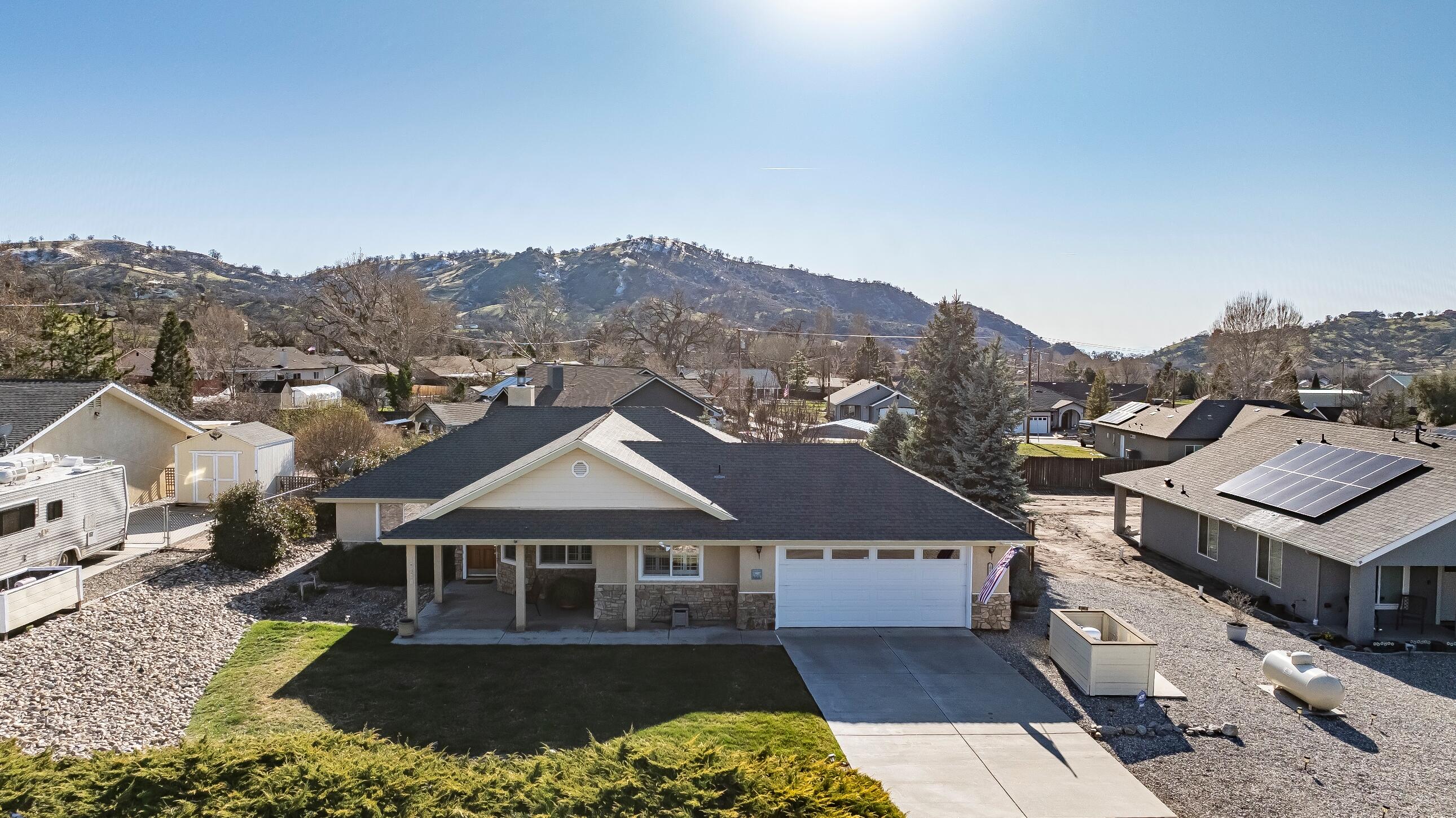 18051 Bold Venture Drive Property Photo 42