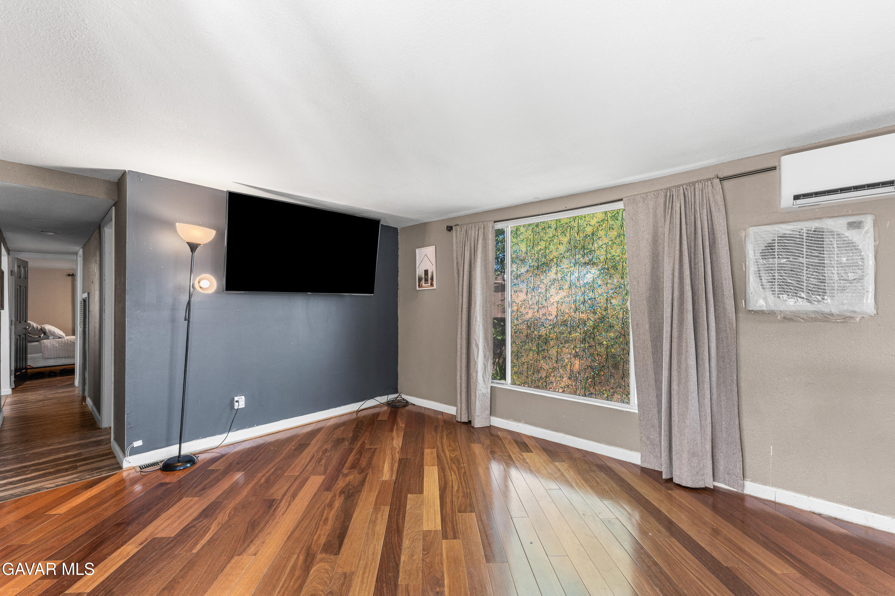 723 W Avenue I, Spc C41 Property Photo 3