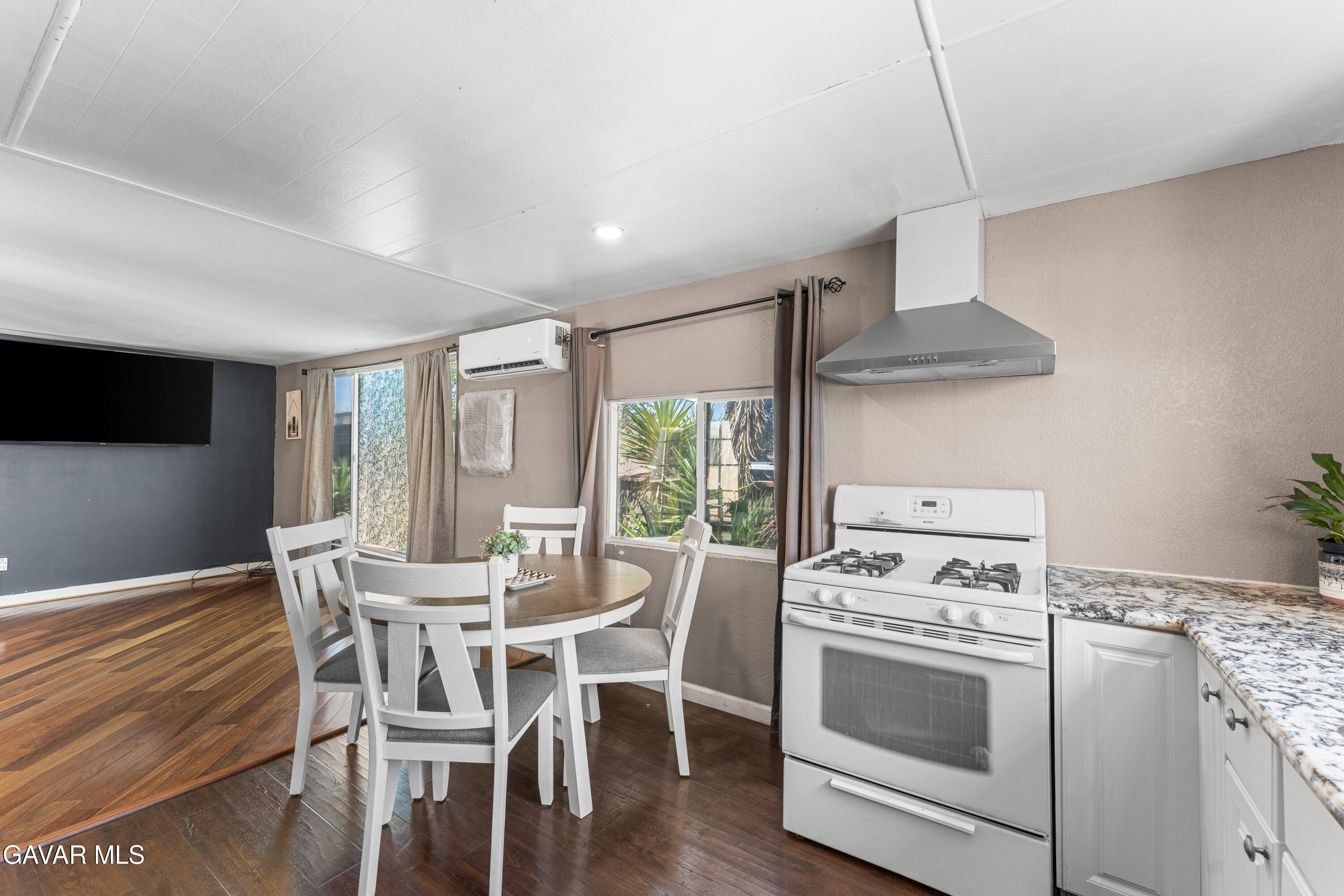 723 W Avenue I, Spc C41 Property Photo 12