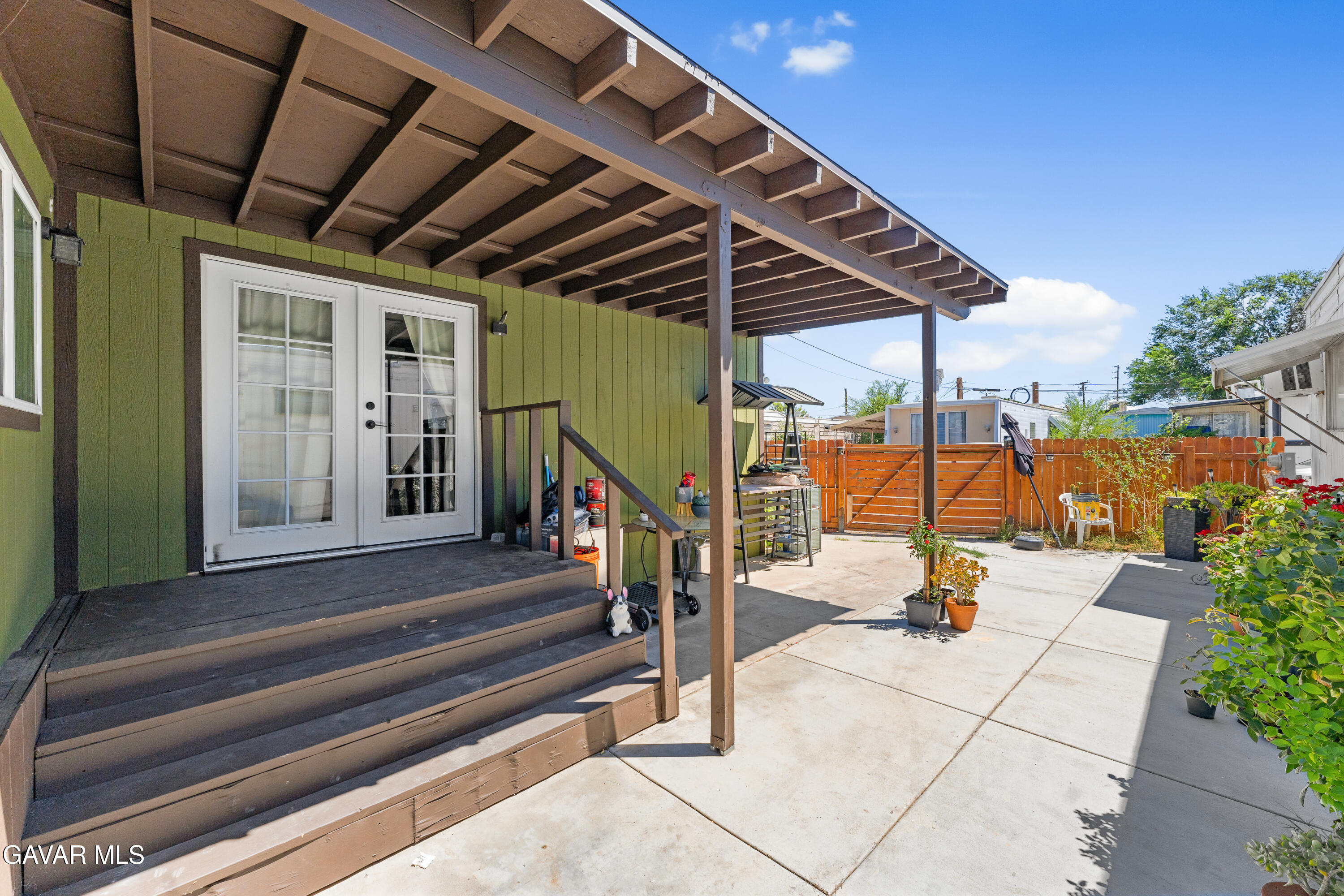 723 W Avenue I, Spc C41 Property Photo 28