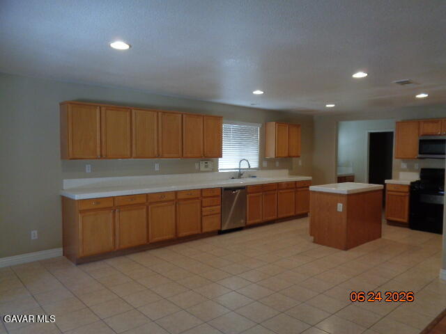 2064 W Avenue K6 Property Photo 2